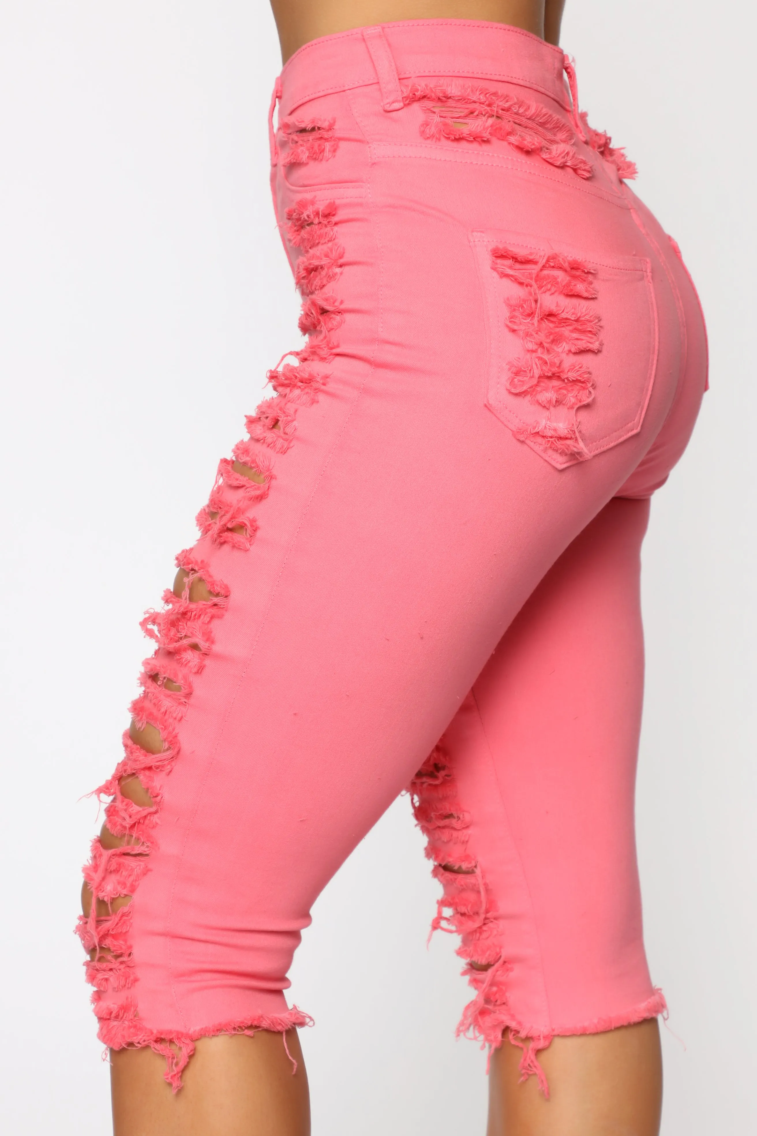 A Little On Edge Shorts - Coral