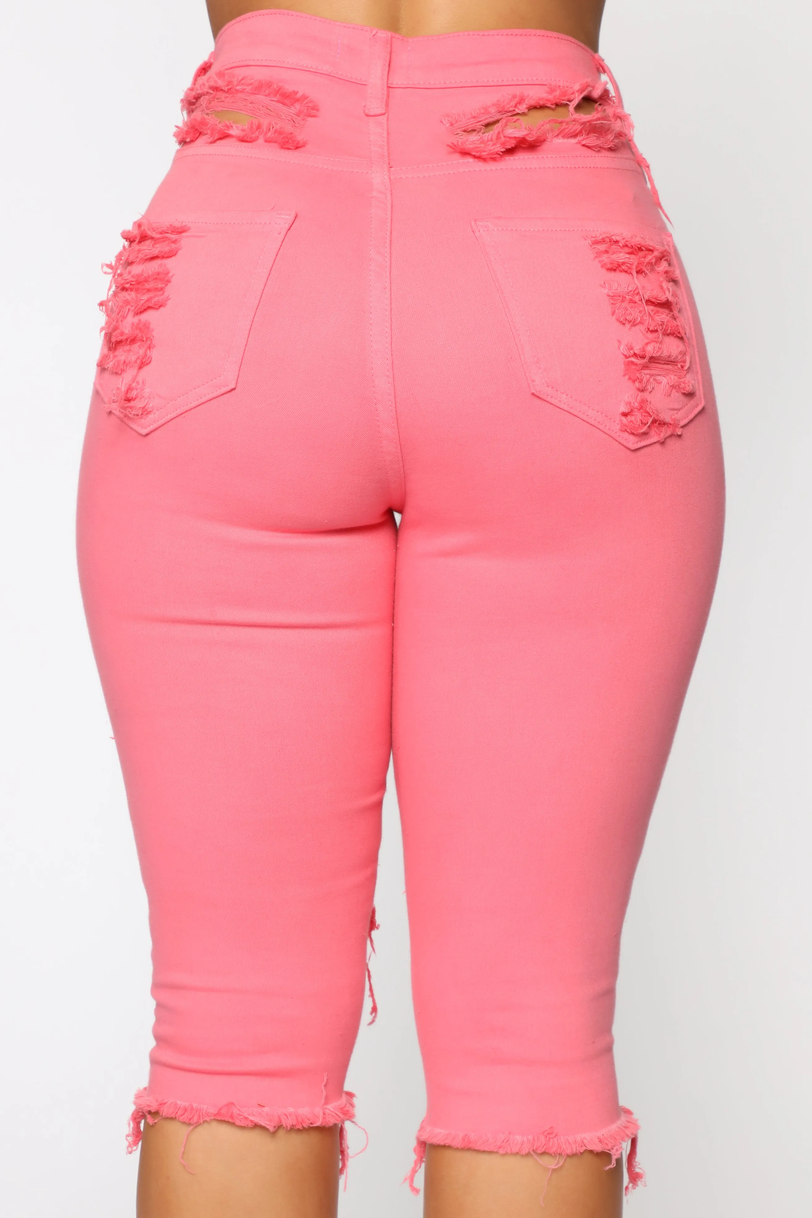 A Little On Edge Shorts - Coral