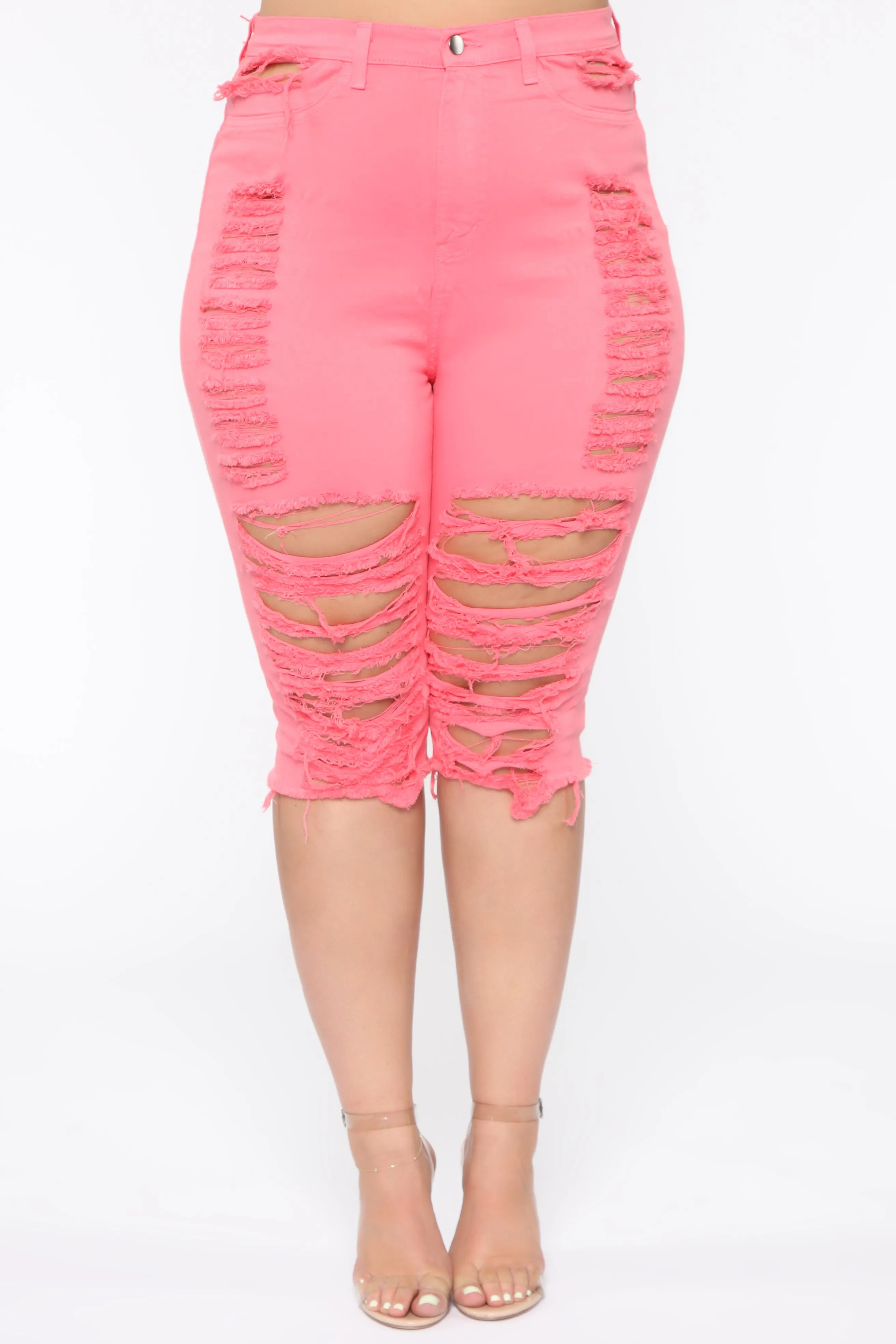 A Little On Edge Shorts - Coral