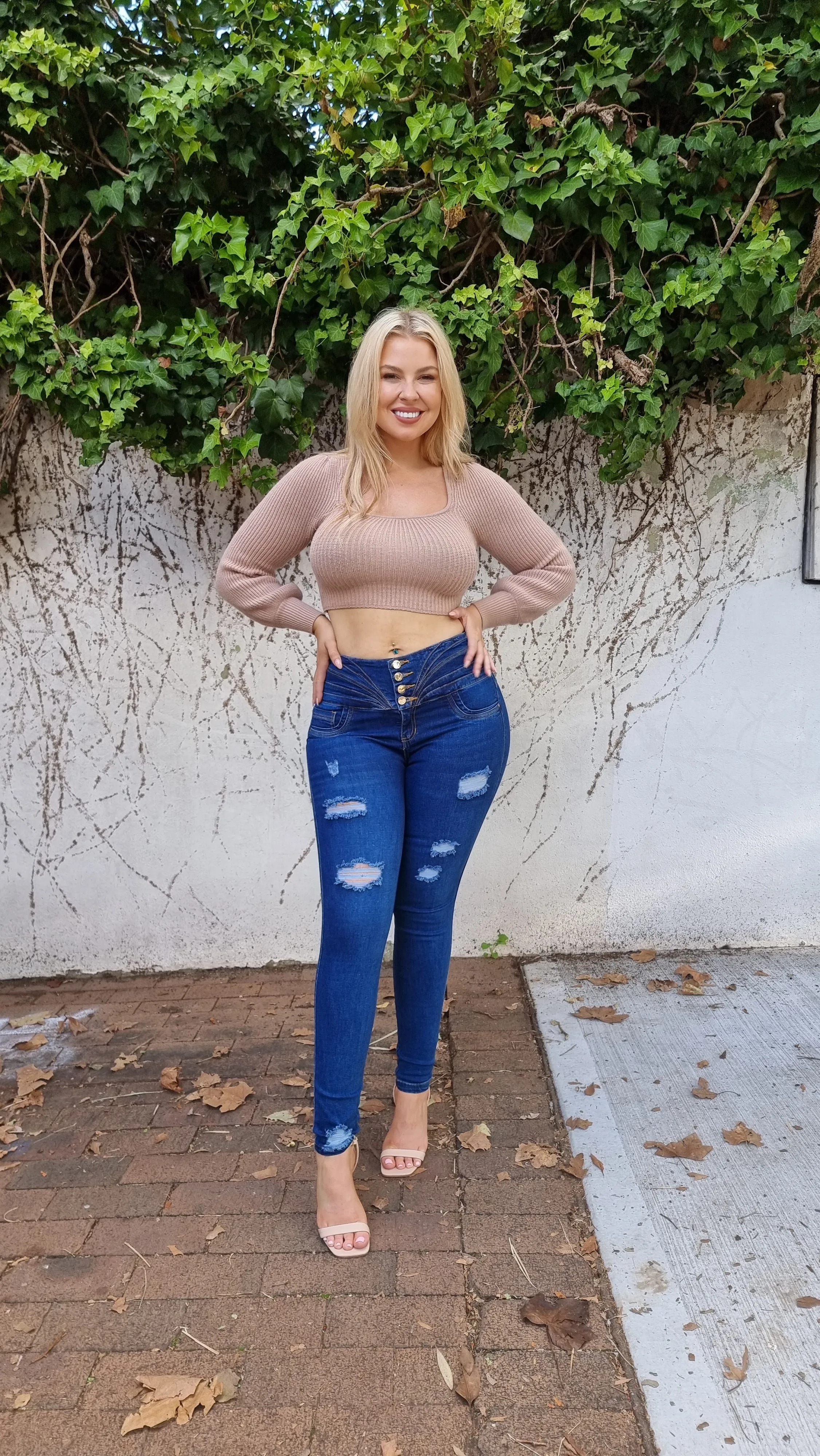 Belinda Push Up Jeans - High Waisted - Dark Blue
