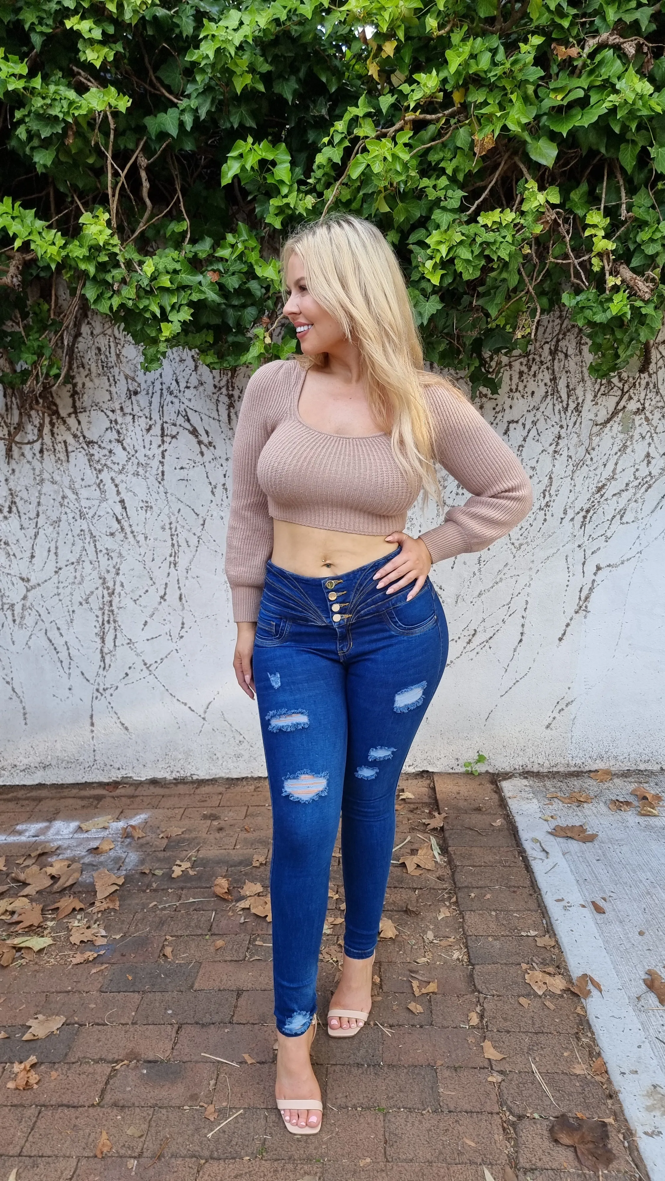 Belinda Push Up Jeans - High Waisted - Dark Blue