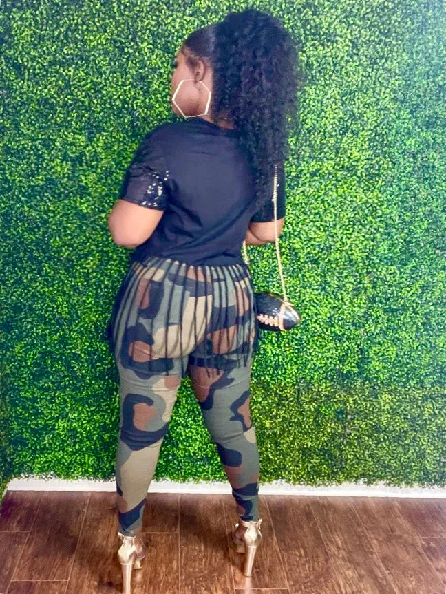 Camouflage High Waisted
Stretchy Pants