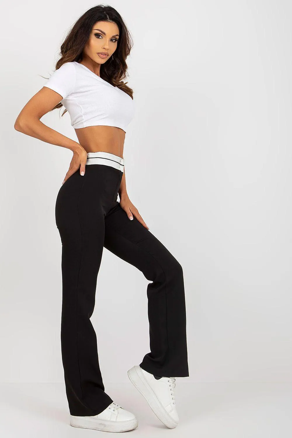 Chic Italian High-Waisted Trousers for the Modern Woman