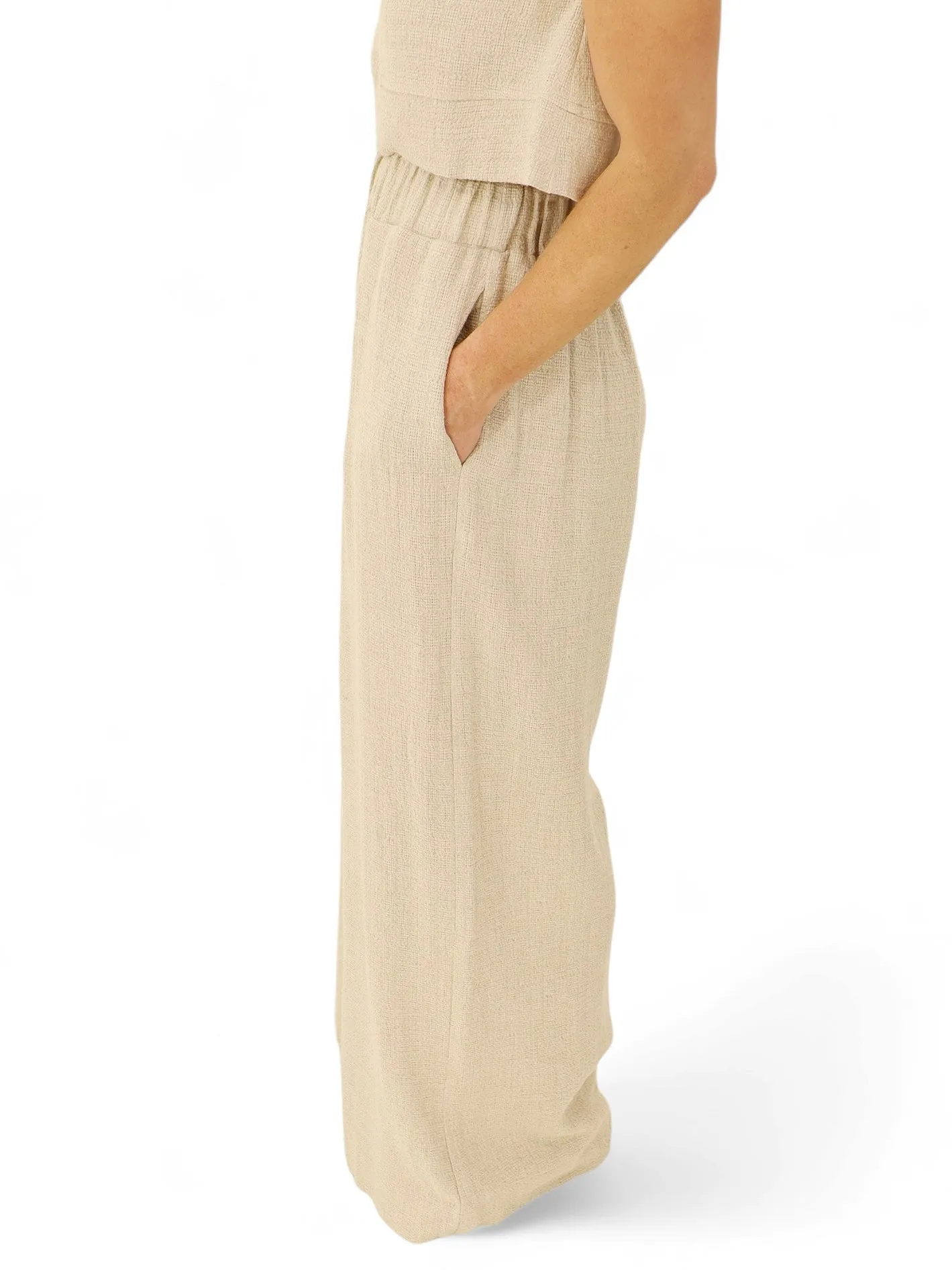 Chillin' In Linen Wide Leg Pant