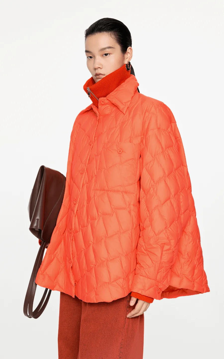 Coat / JNBY Oversize A-Type Light Down Jacket