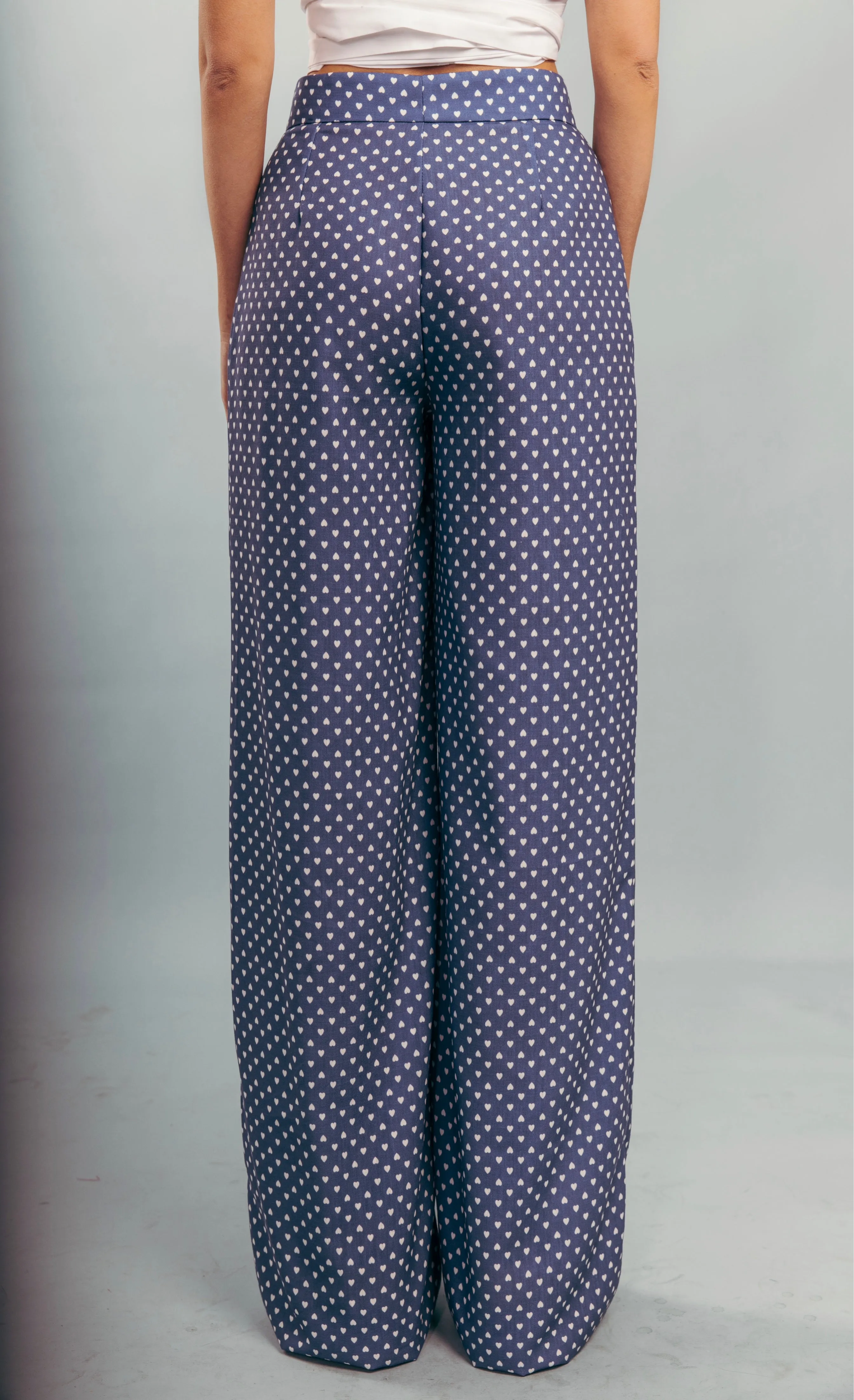 “Dandelion” pants in blue with white hearts