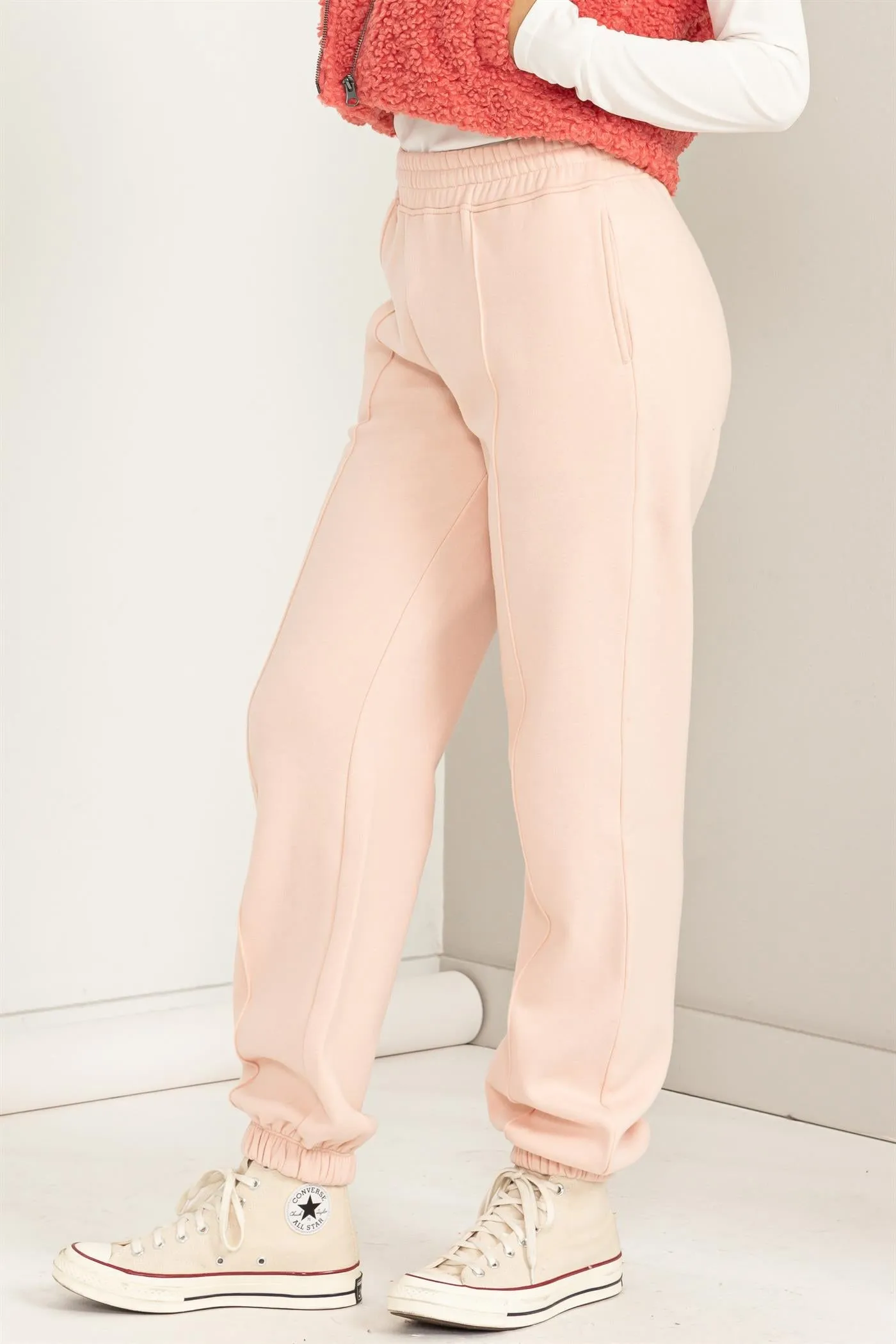 DZ24A197-HIGH-WAISTED PINTUCK SWEATPANTS