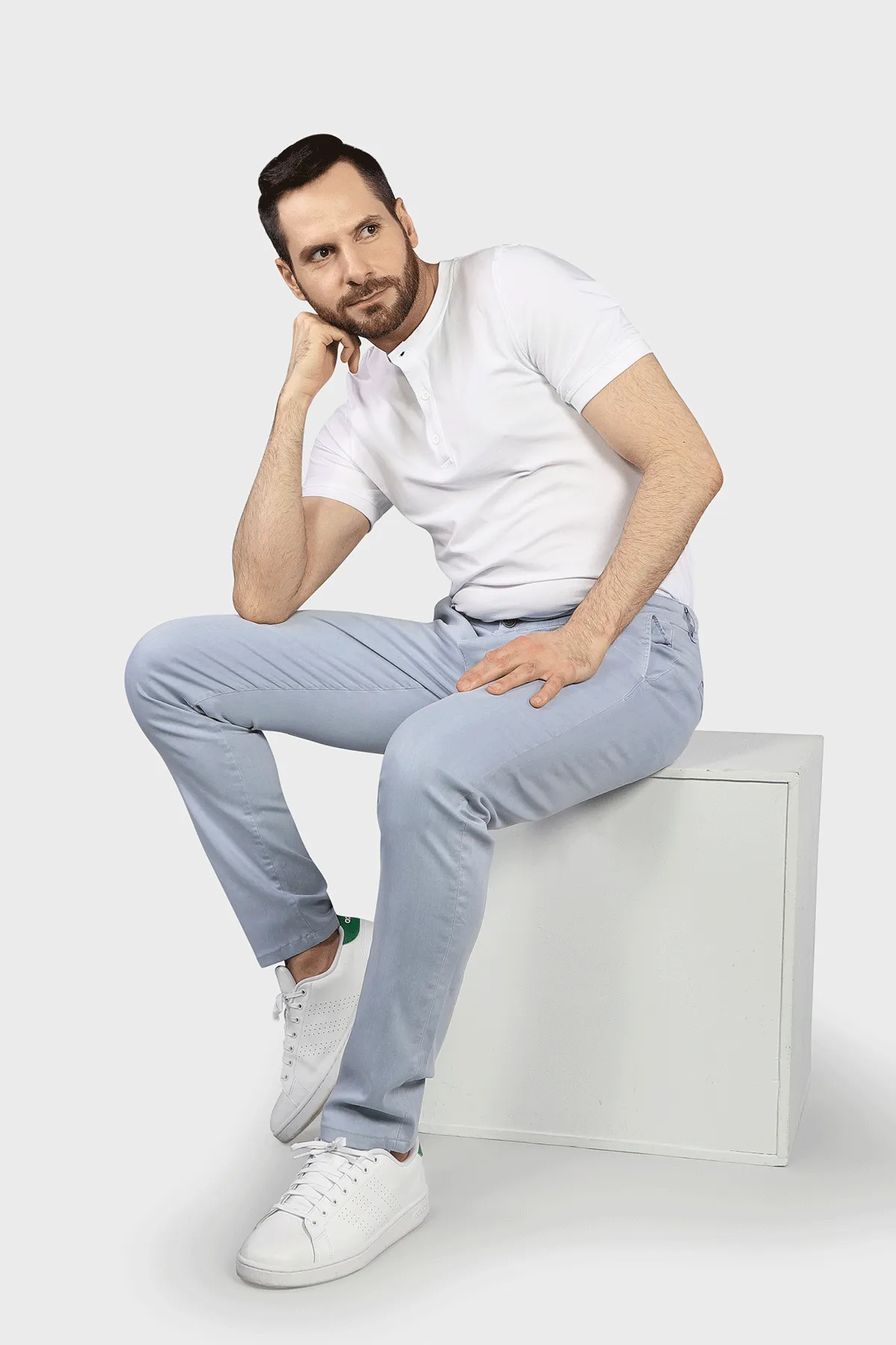 Flat Front Stretch Pants in Aqua