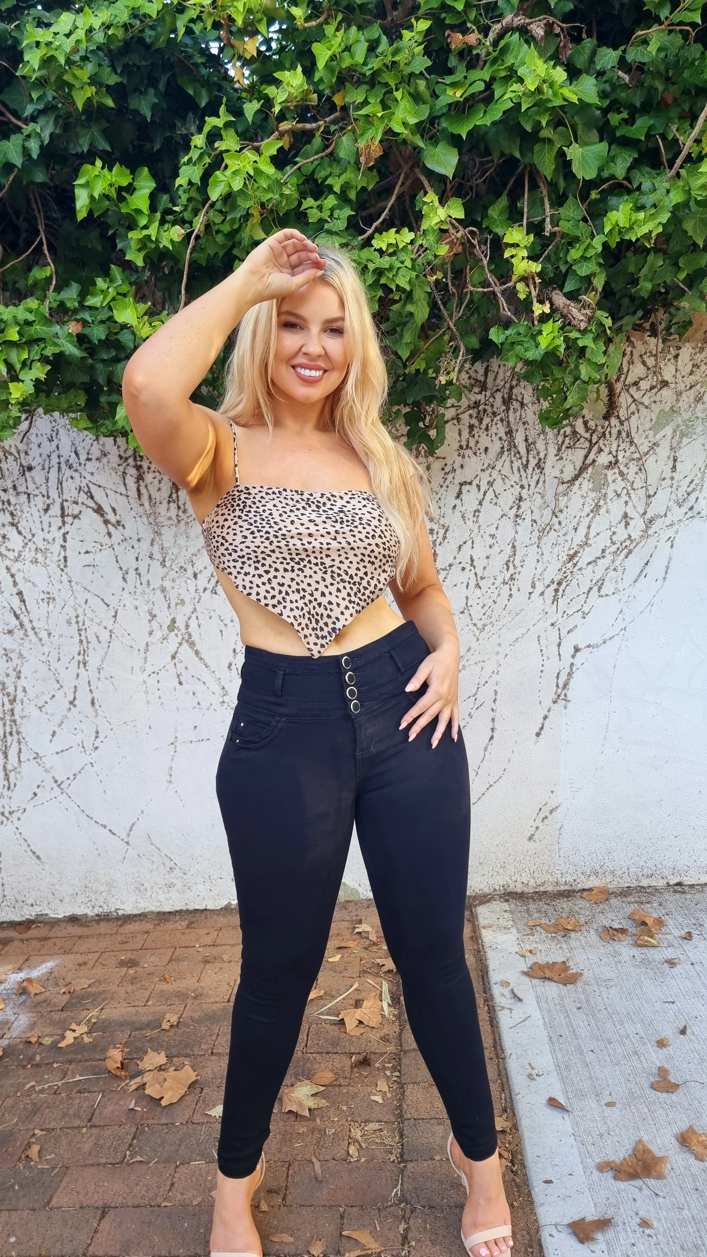 Gina Push Up Jeans - High Waisted - Black Texture