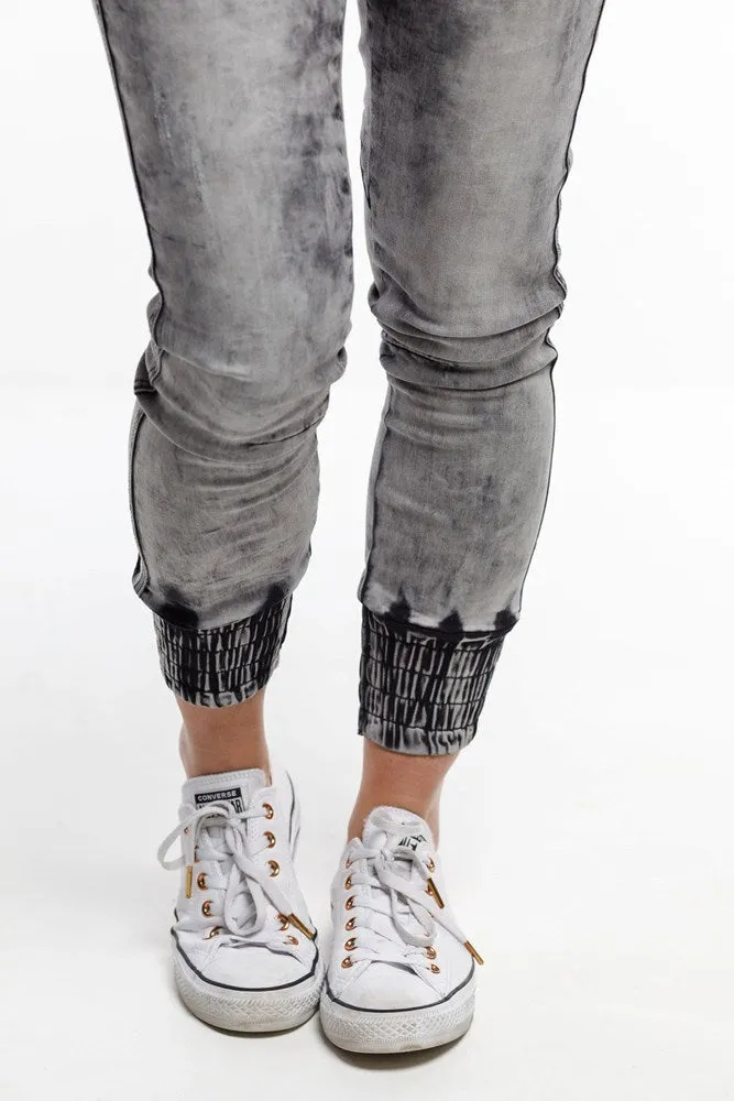 Home Lee Weekender Jeans Grey Wash Preorder Late February