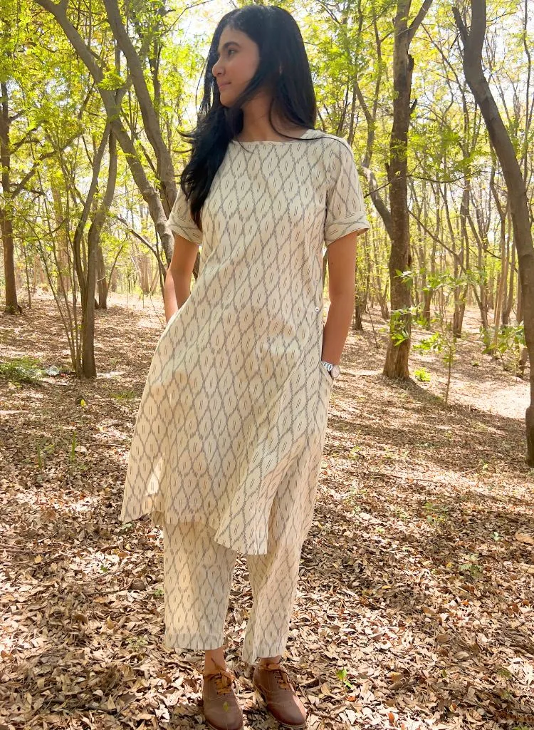Ikat Seasonless Set