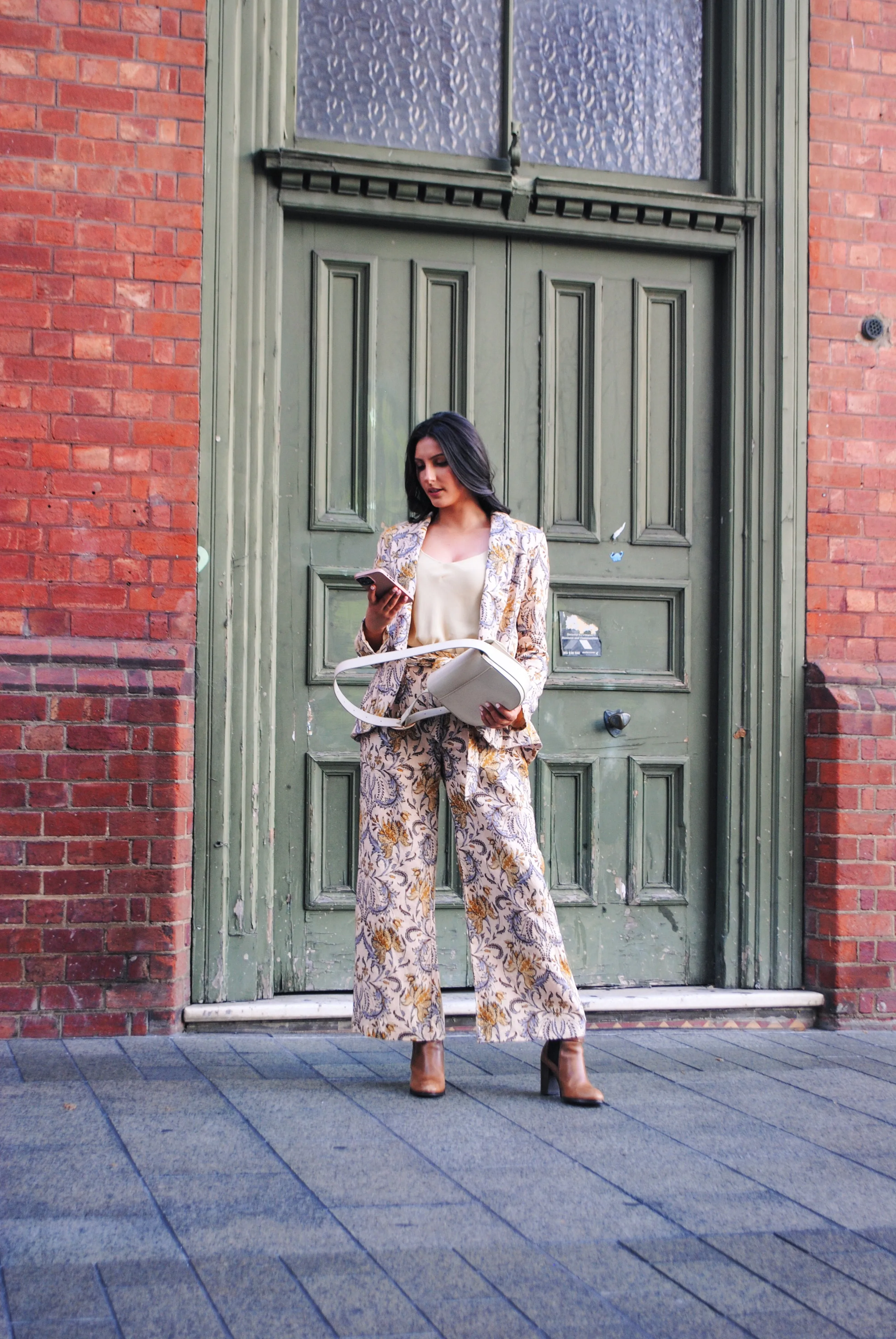 Josephine Pants - Linen Wildflower Print
