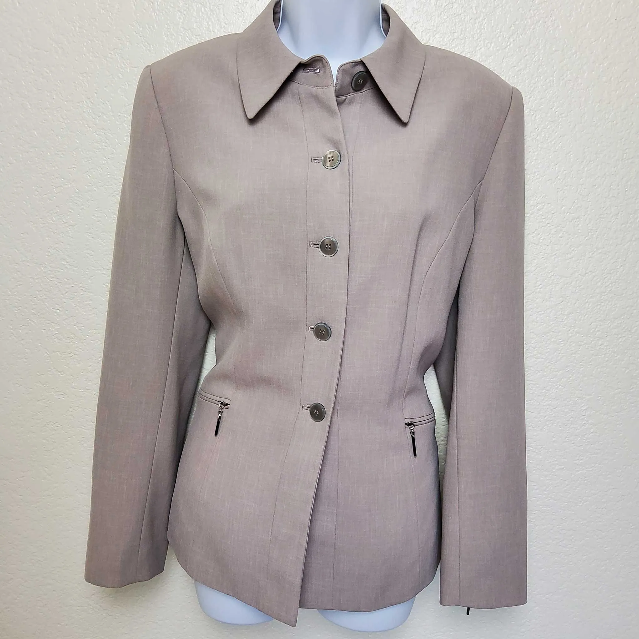 Kasper Beige Blazer with Zippered Sleeves & Pockets, Women's Size 10