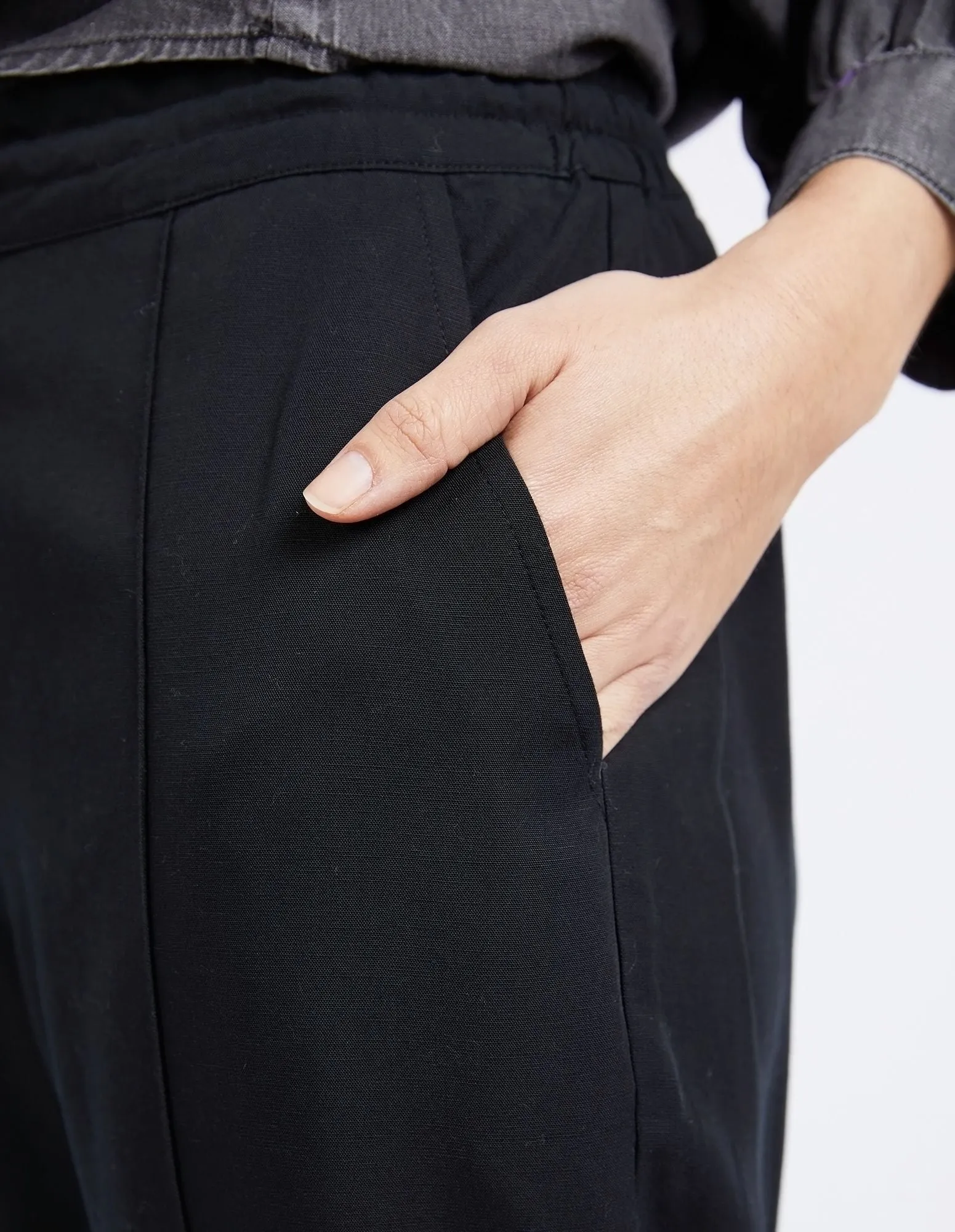 Larissa Pant - Black