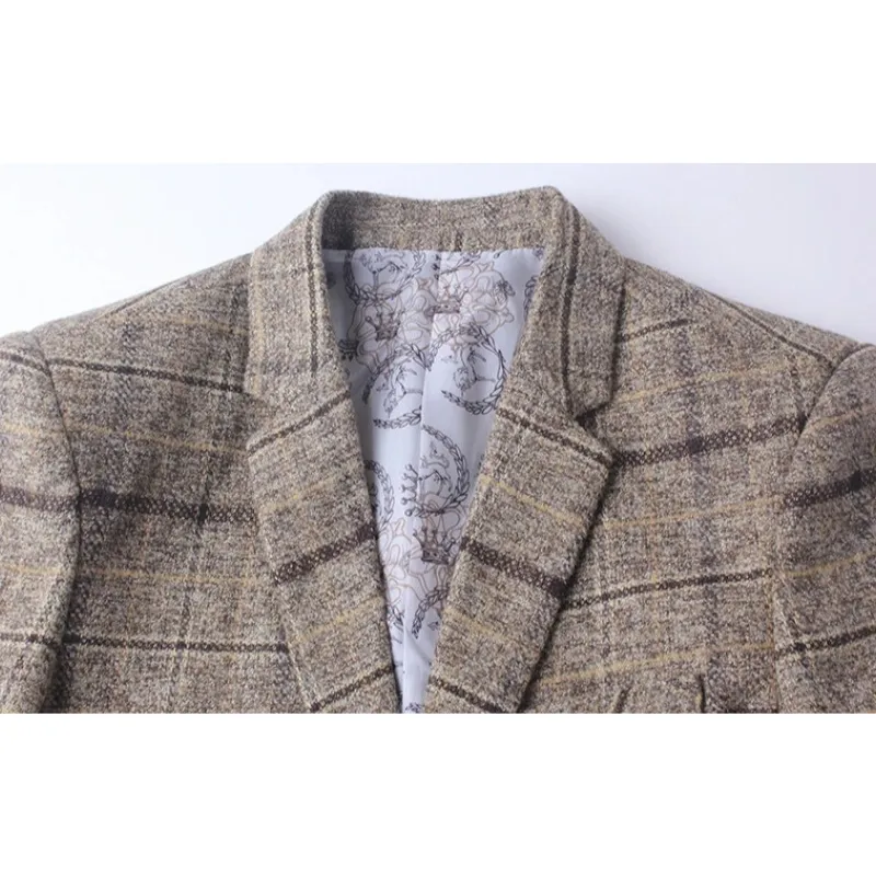Men's Checked Pattern Slim Fit Blazer | Ideal for All Seasons