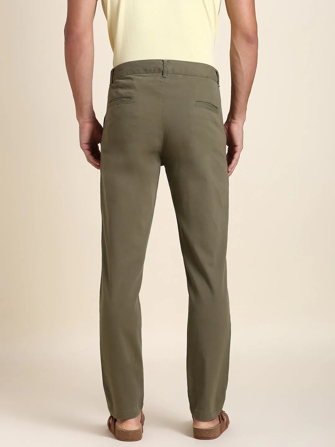 Men's Light Olive Chino Comfortable Bottomwear With Smart Casual Look