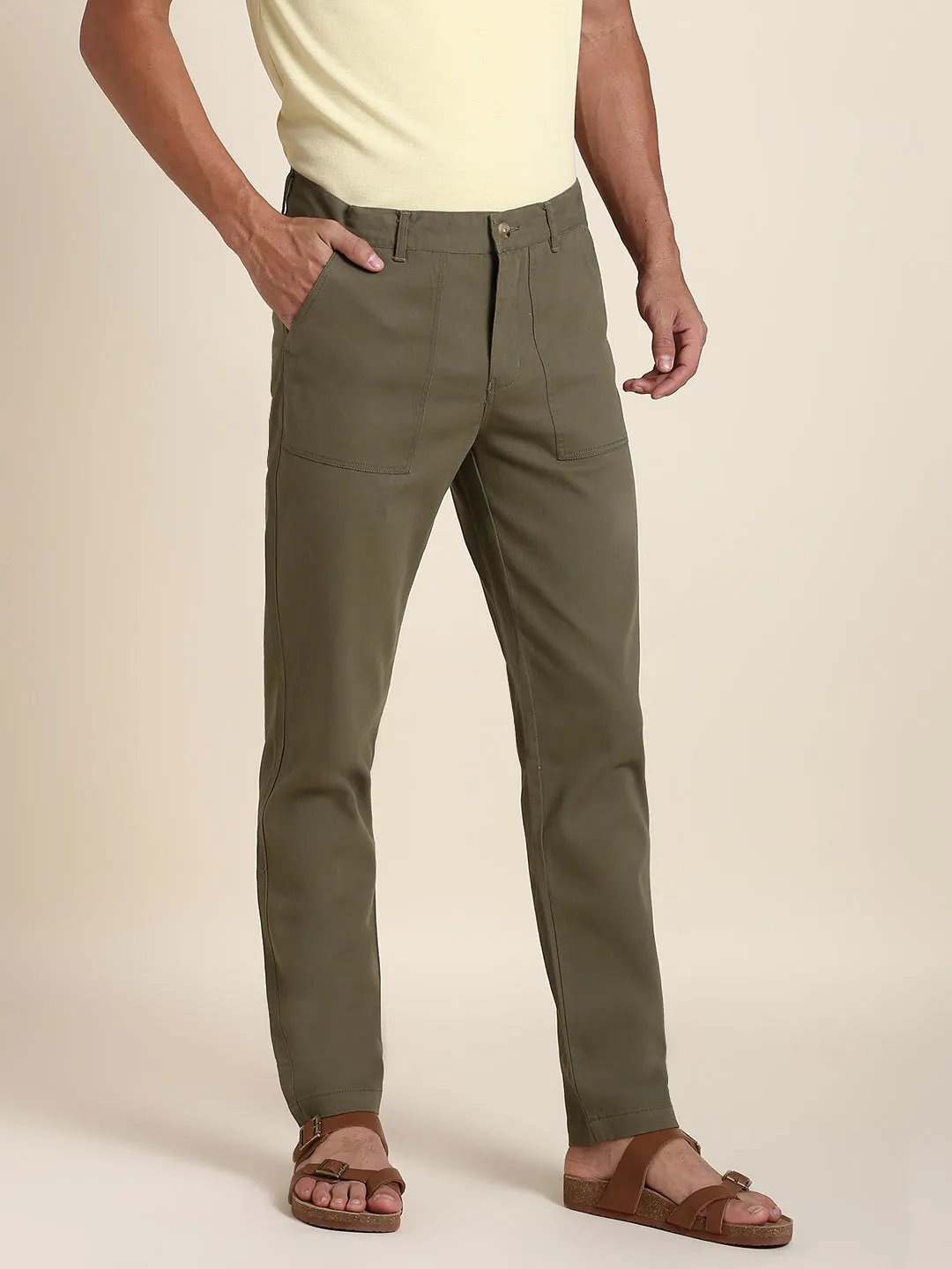 Men's Light Olive Chino Comfortable Bottomwear With Smart Casual Look
