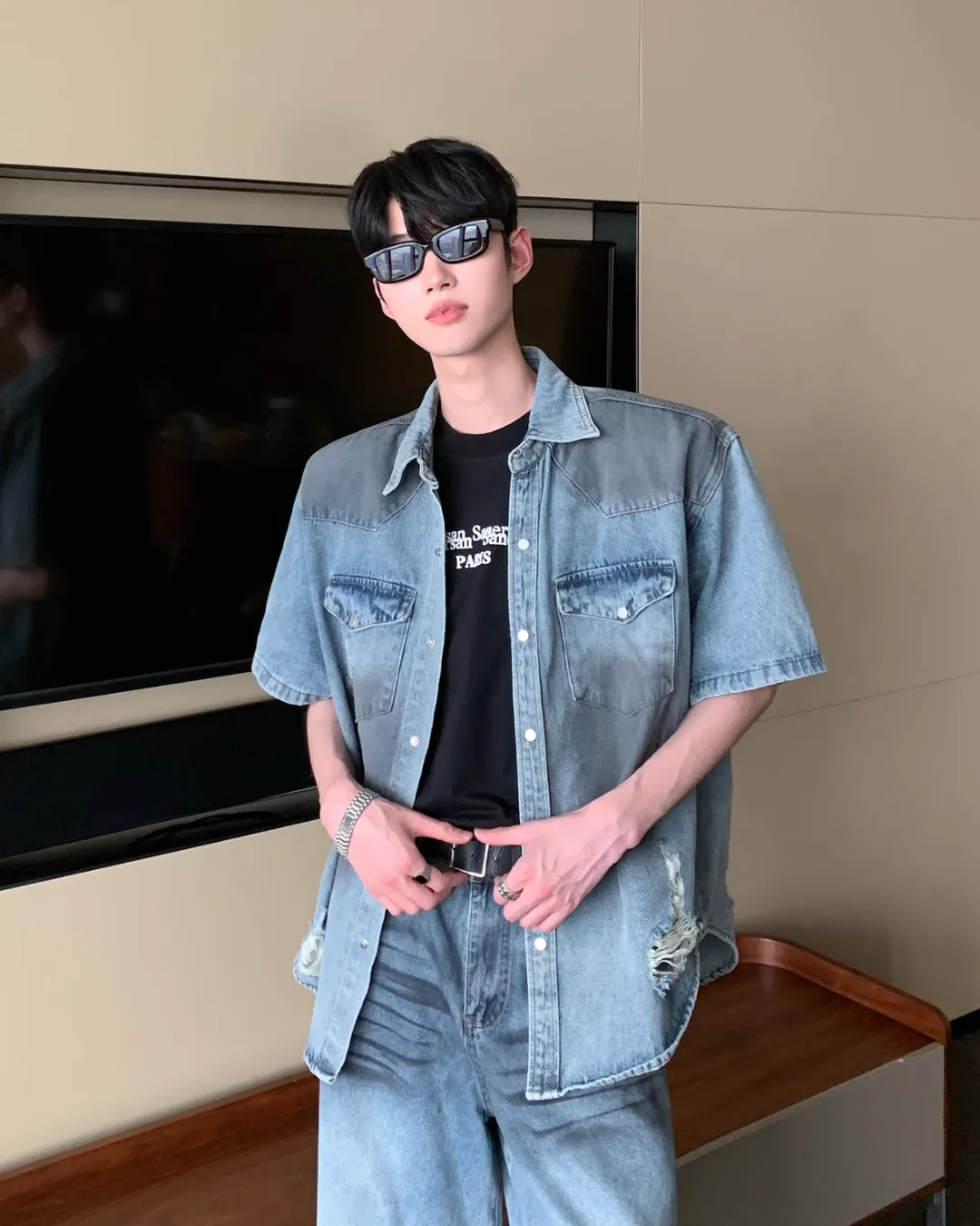 Oversized Denim Shirt / Wide Straight Denim Pants CBJ0077