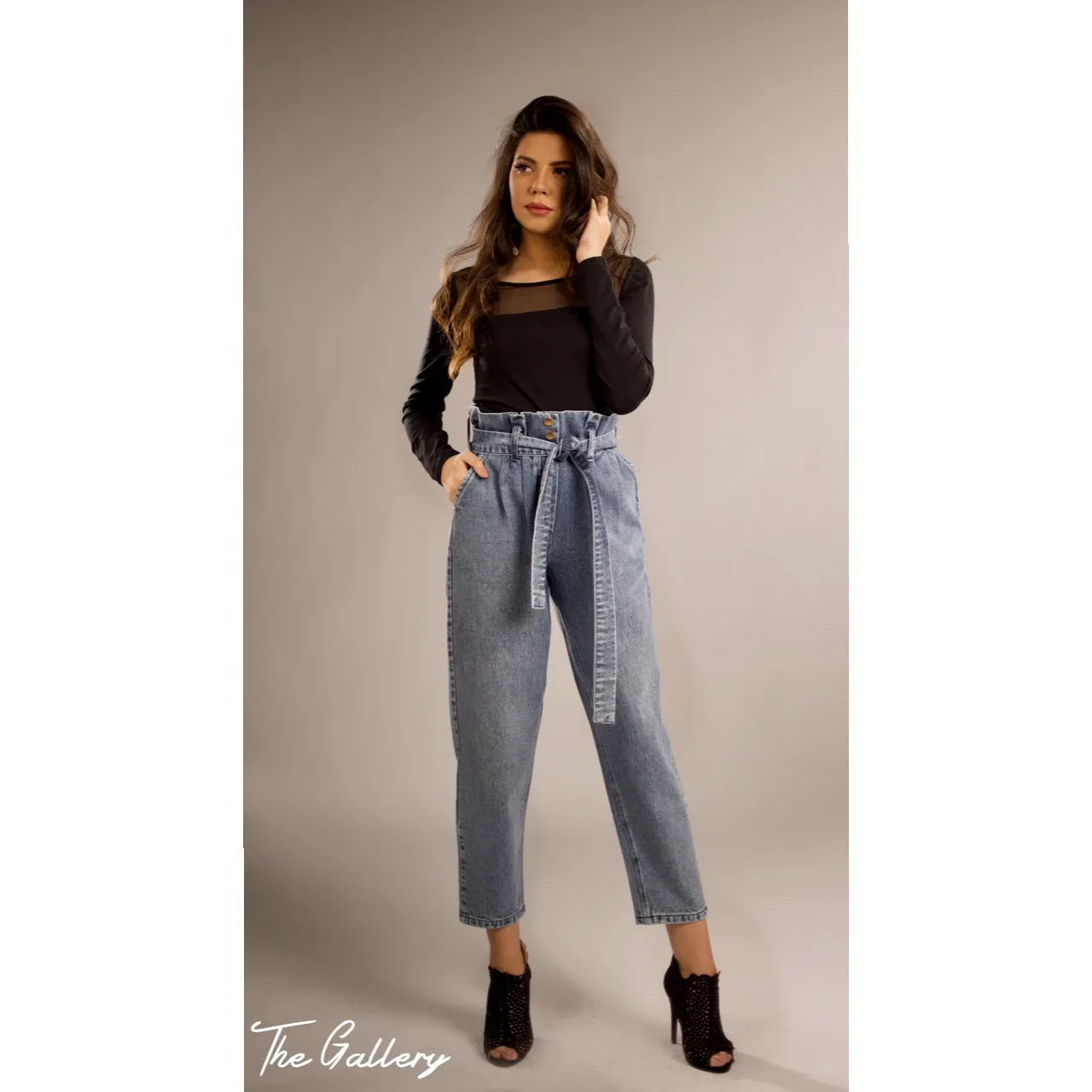 Paperbag waist blue denim pants