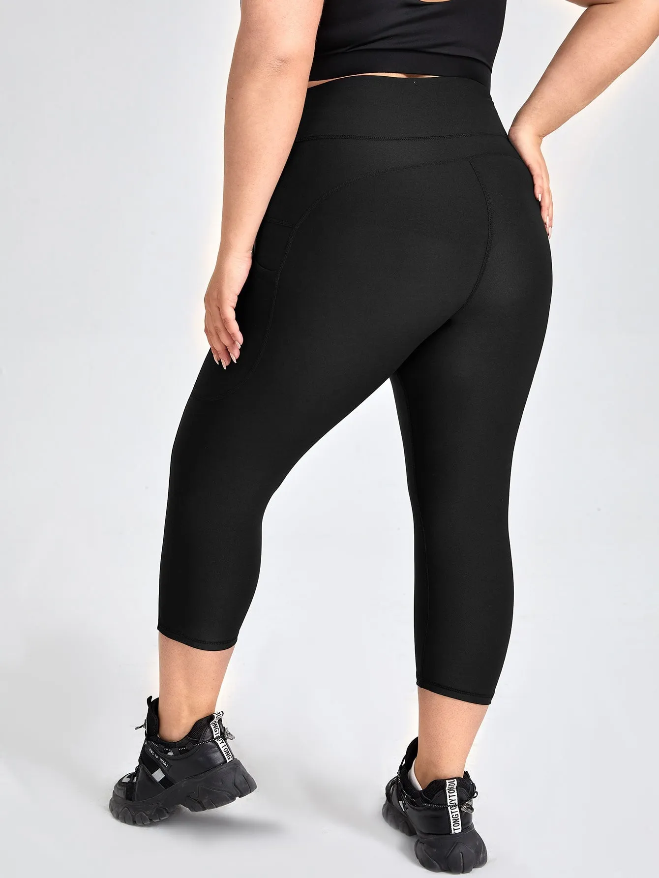 Plain Pocket High Waist Capris Plus Size Sports Leggings & Pants