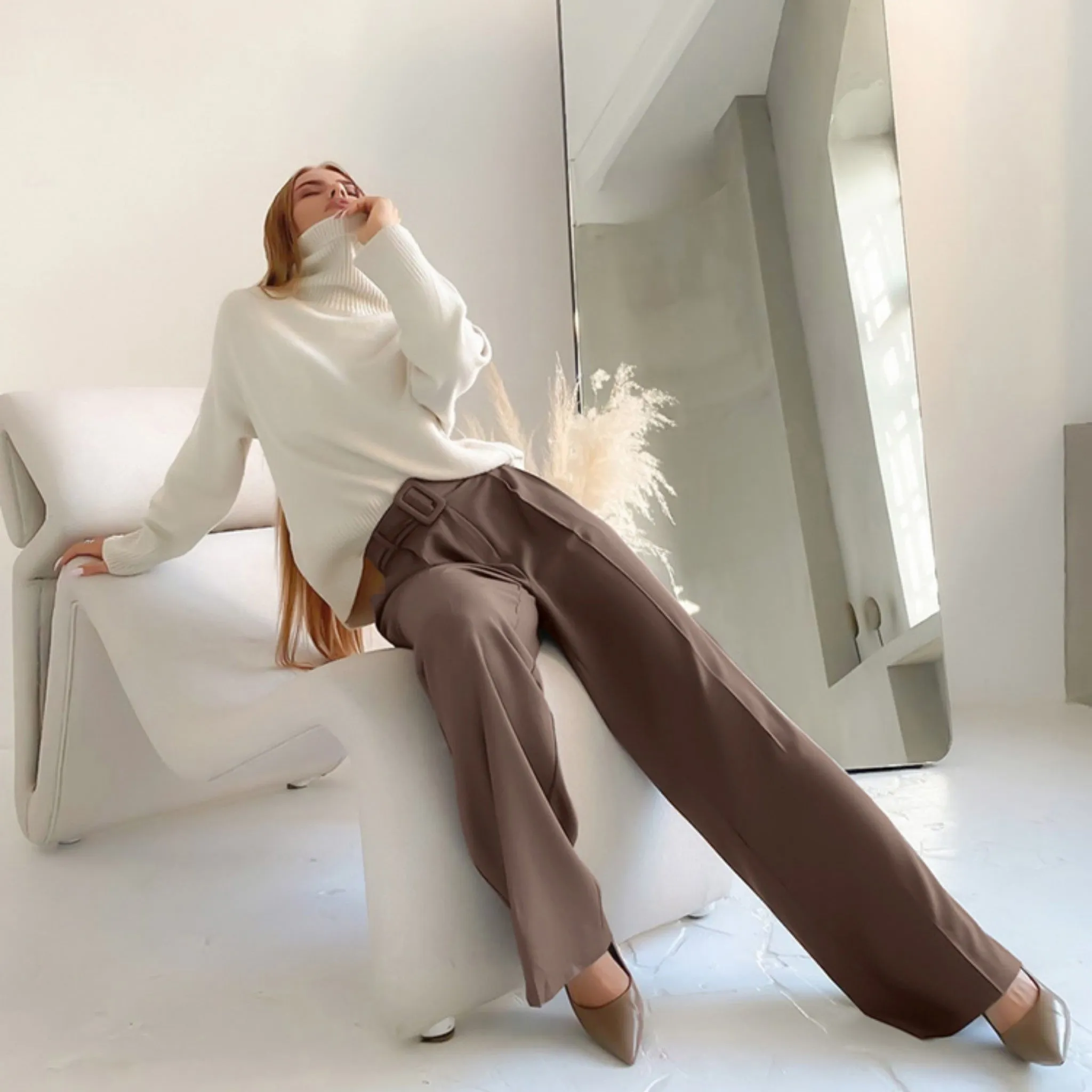 Pleated Wide Leg Belted Pants