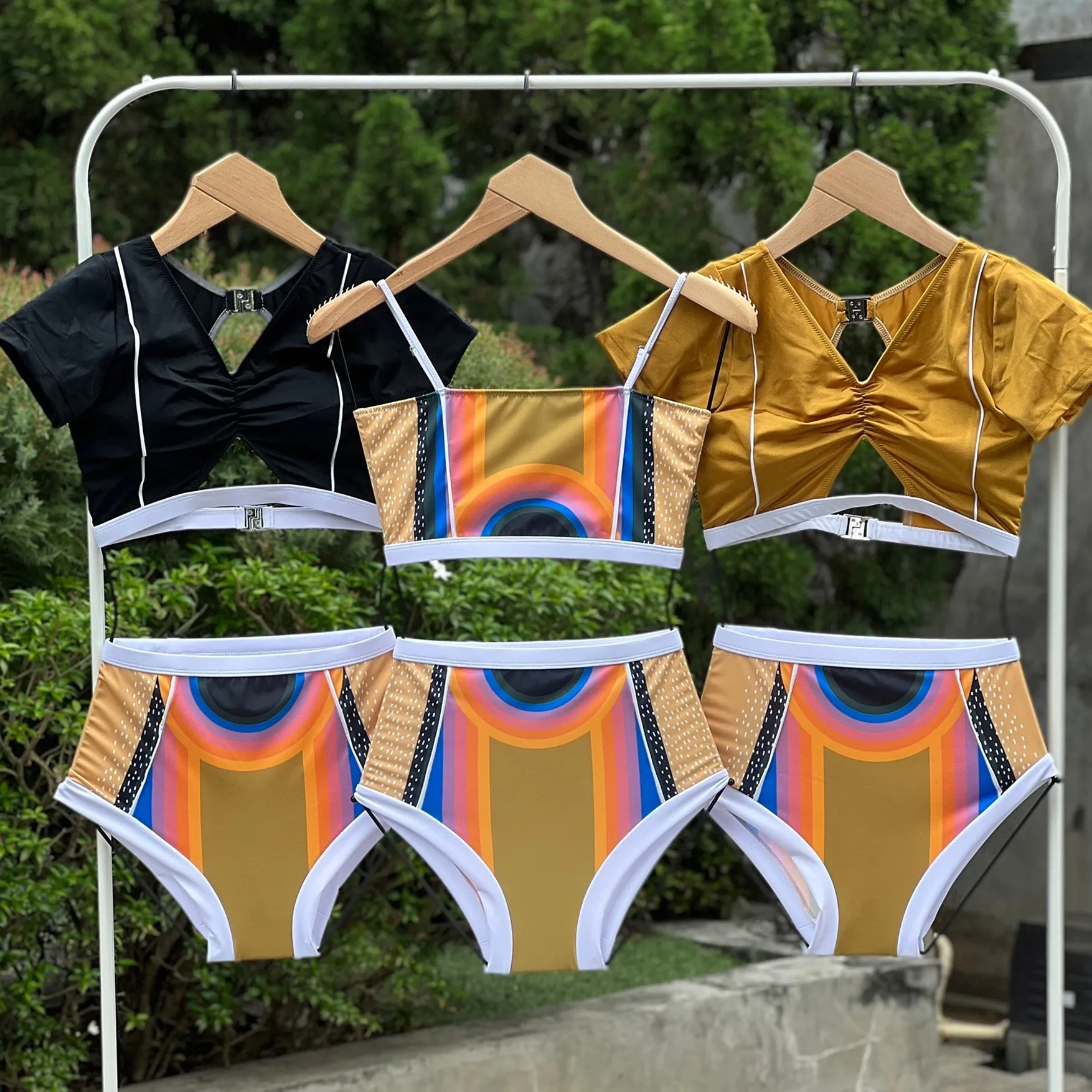 Primary High-waist bottom - rainbow print