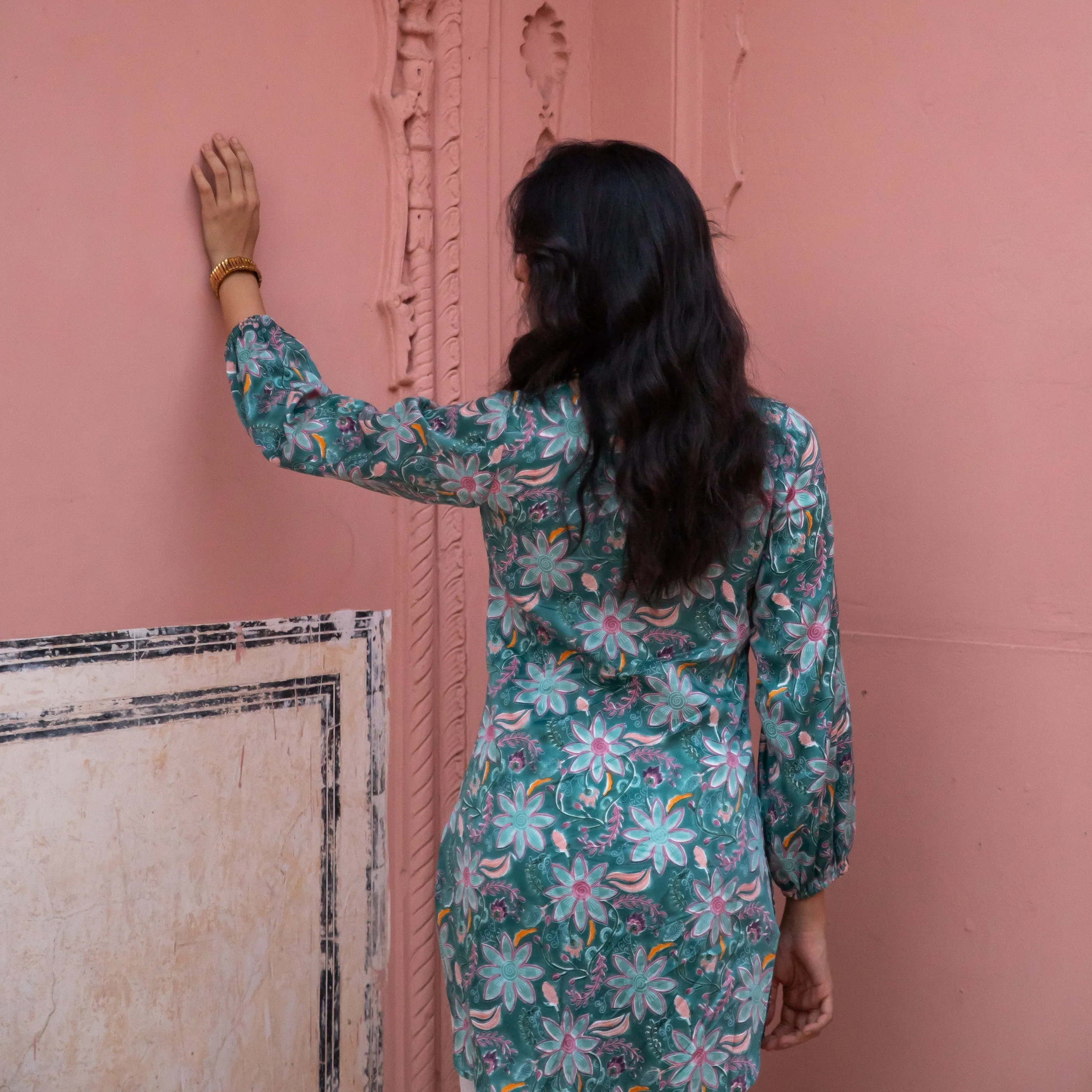 Ruhani Green Paisley Blockprinted Kurti with White Pants