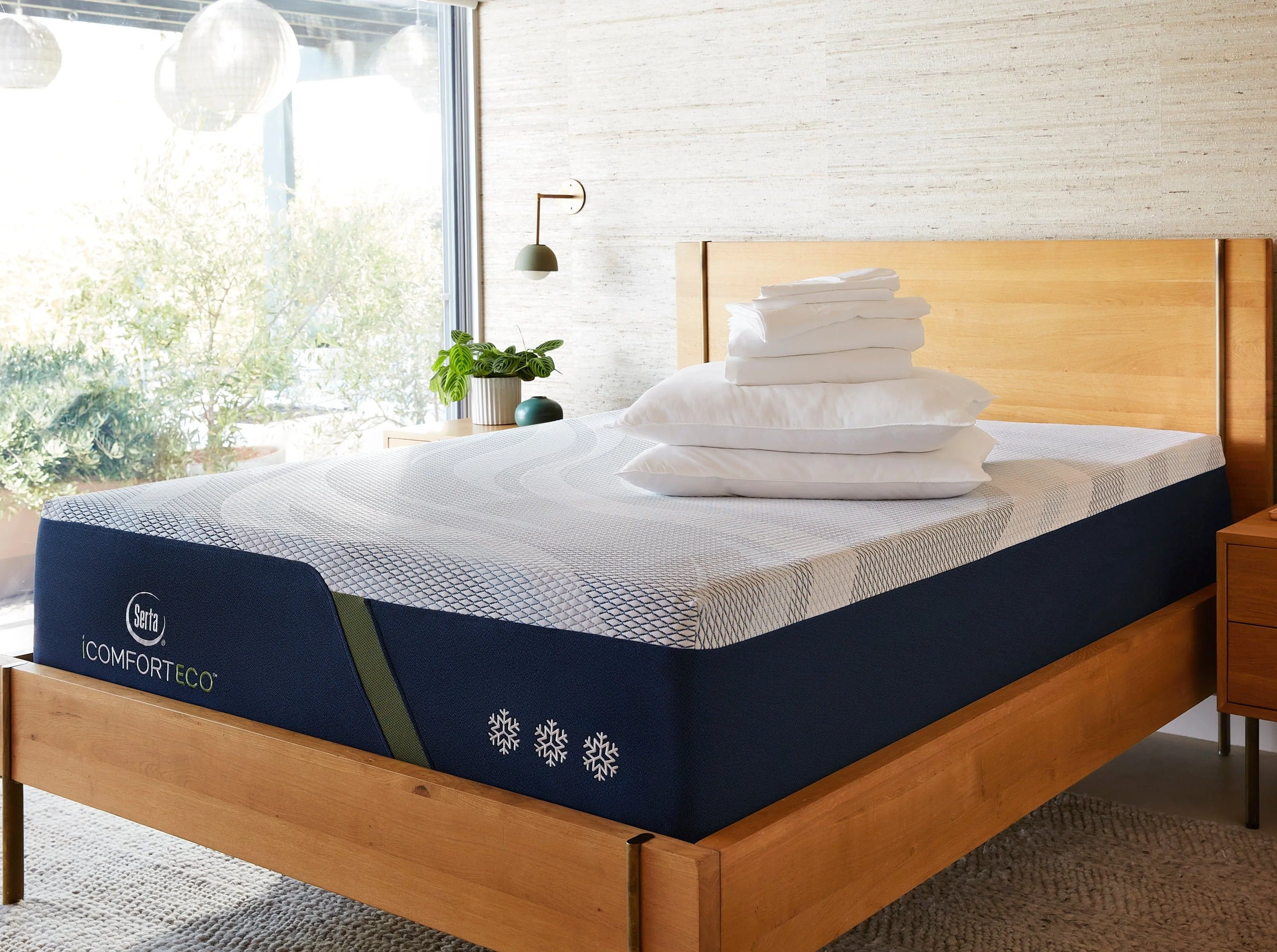 Serta® iComfort ECO F30LTX 13.5" Plush Mattress