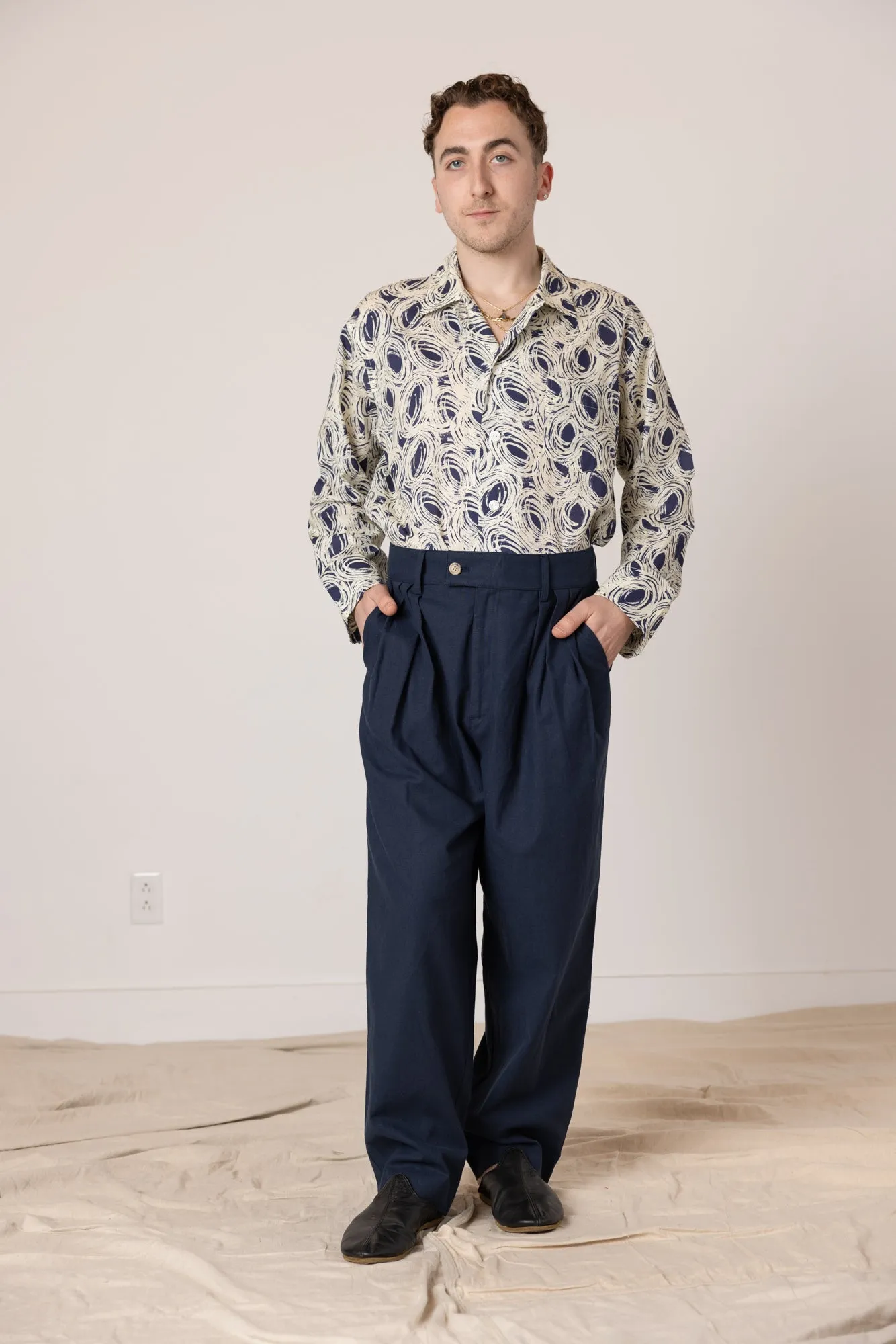 Sol Pleated Trouser - Navy Cotton Linen
