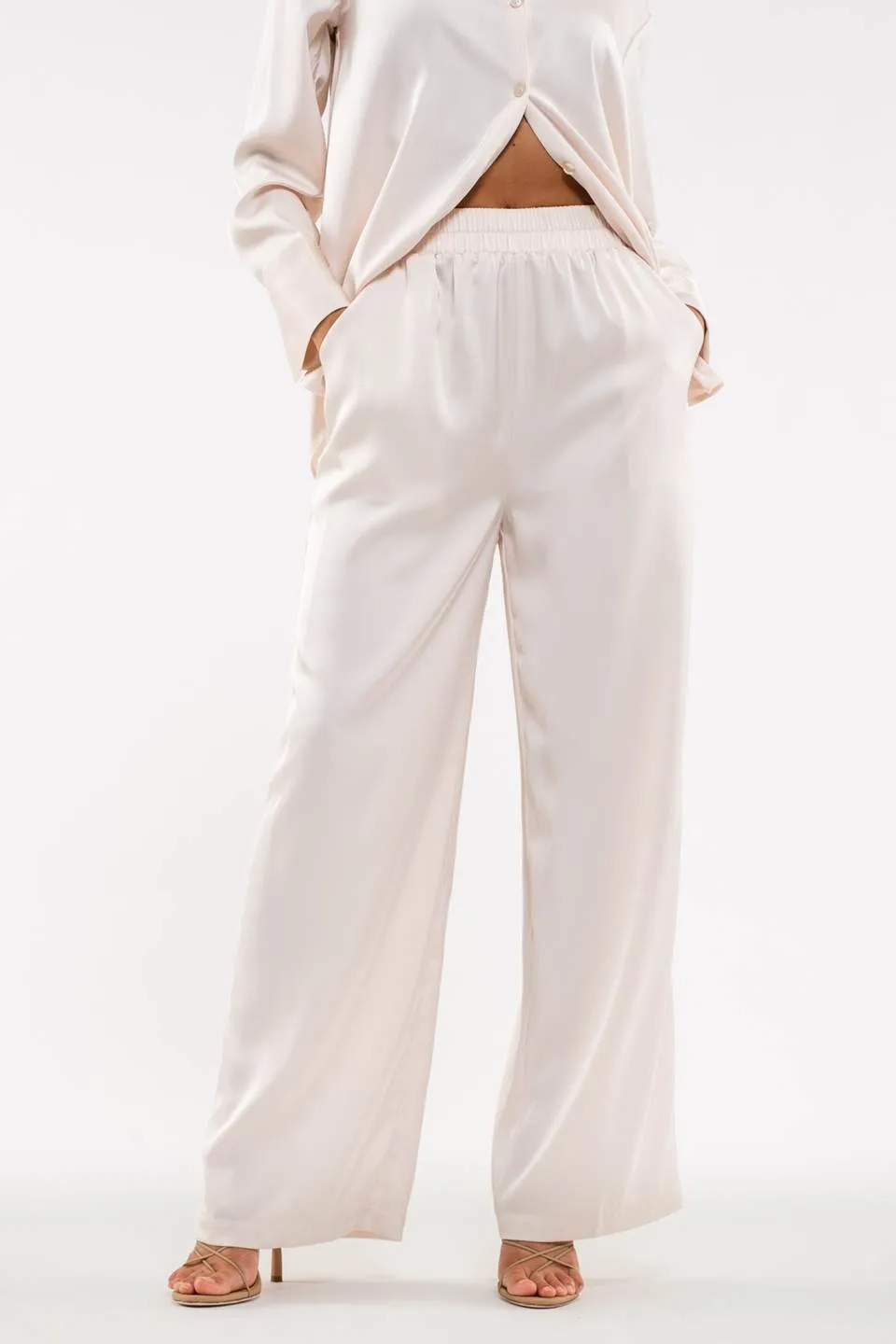 SOLID SATIN WIDE LEG PANTS
