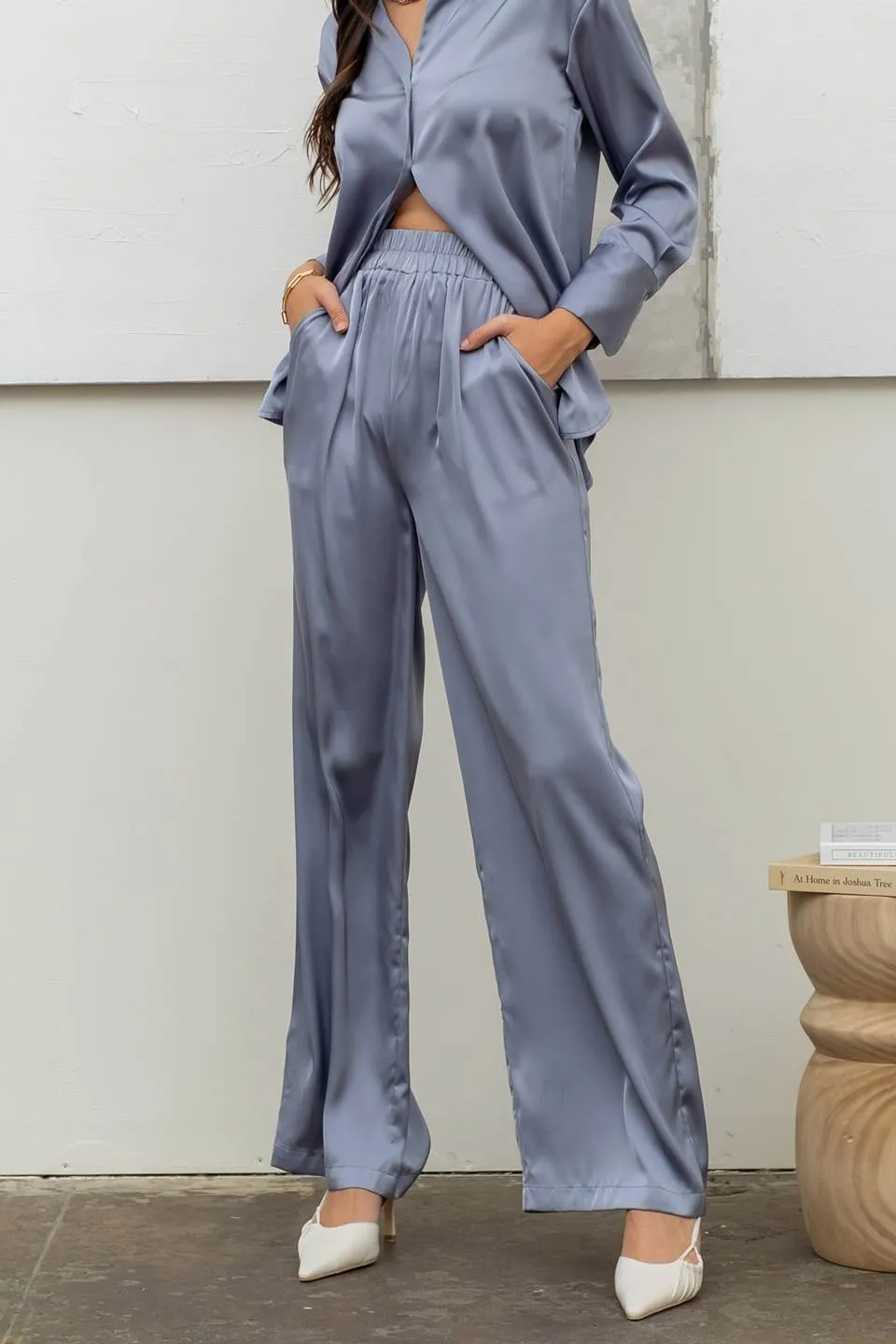 SOLID SATIN WIDE LEG PANTS