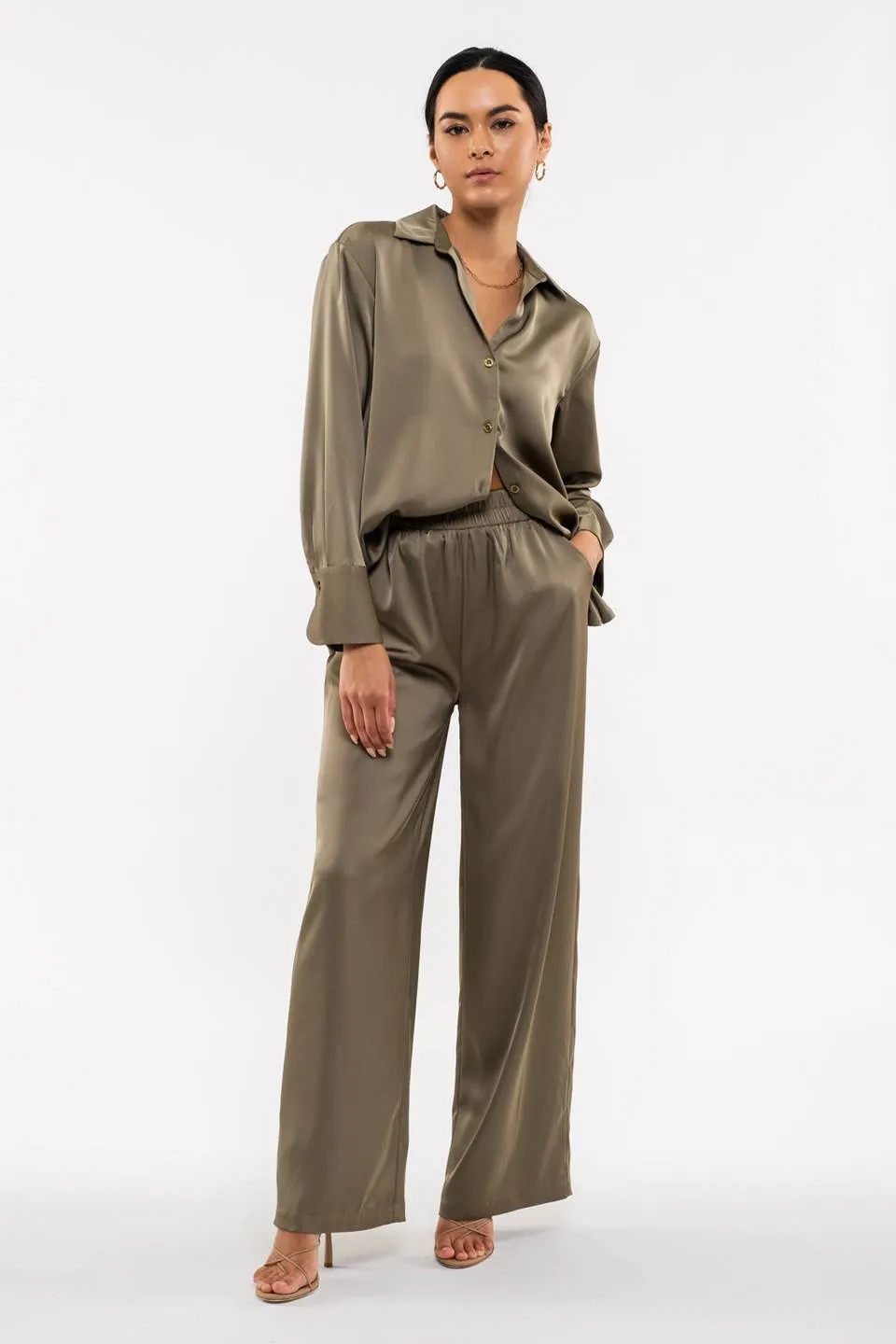 SOLID SATIN WIDE LEG PANTS