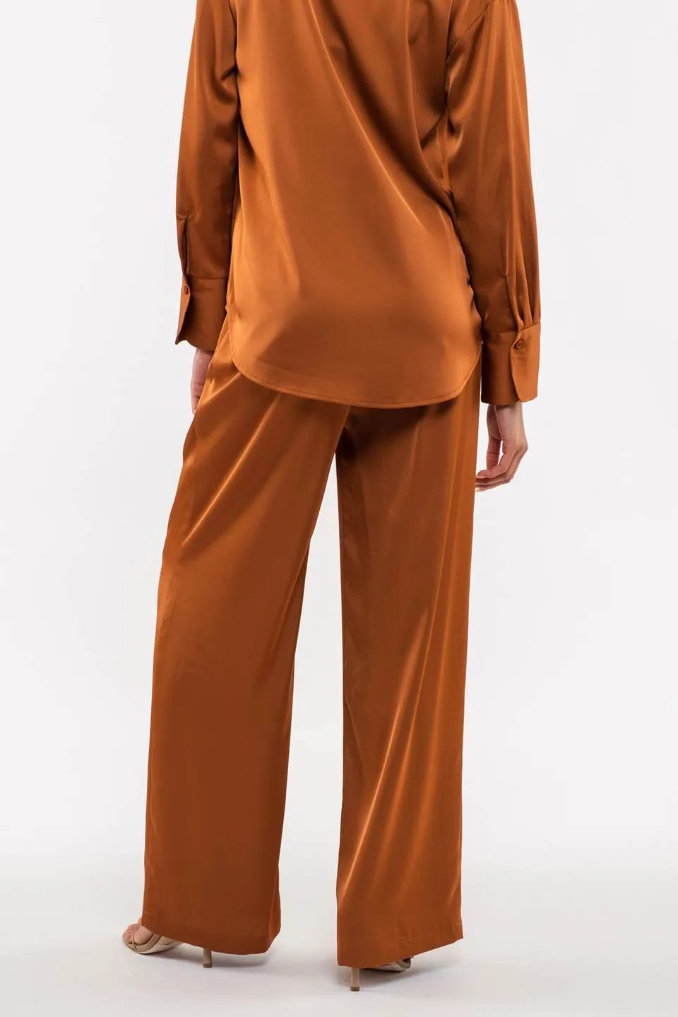 SOLID SATIN WIDE LEG PANTS
