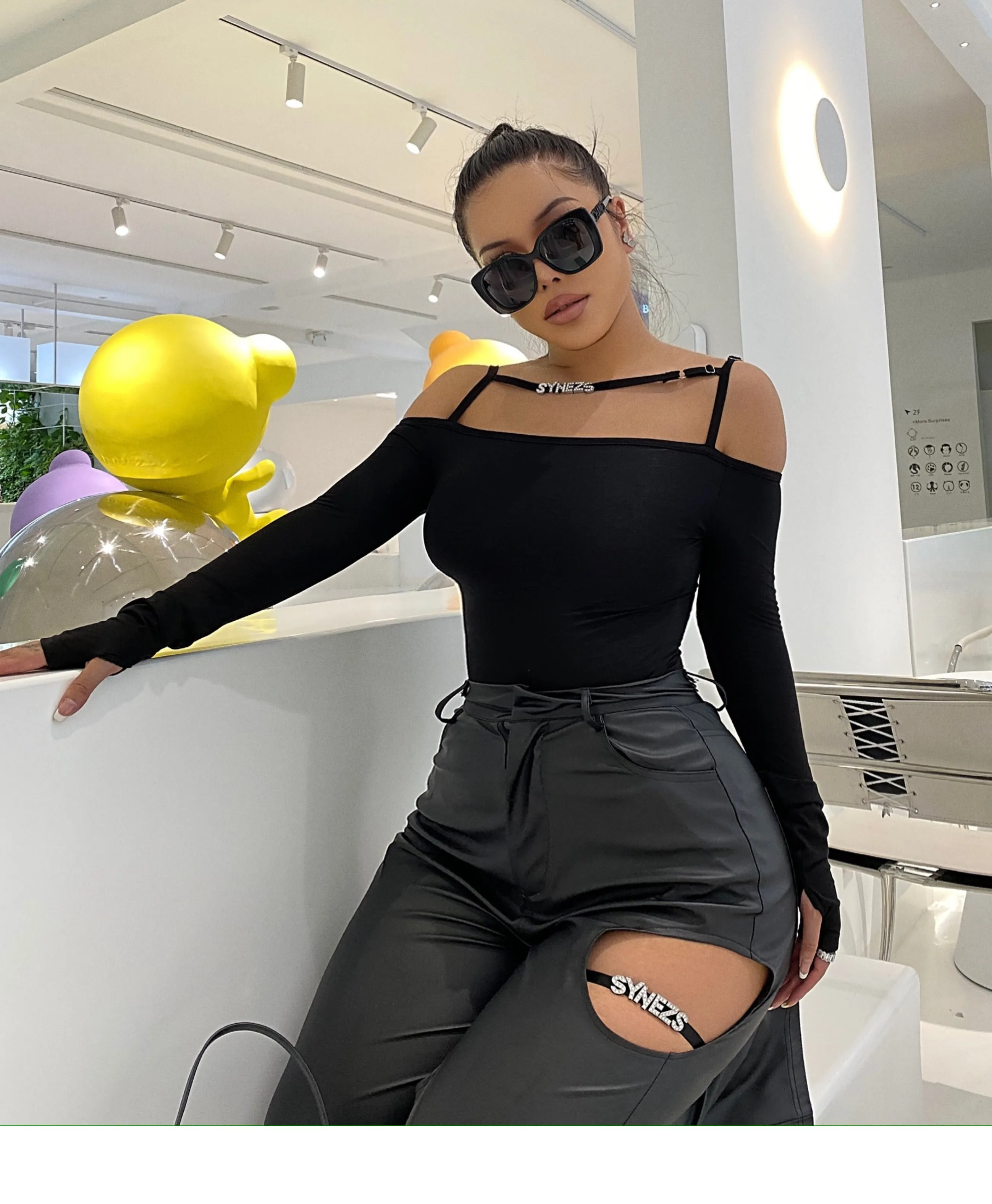SYNEZS Solid Bodysuit
