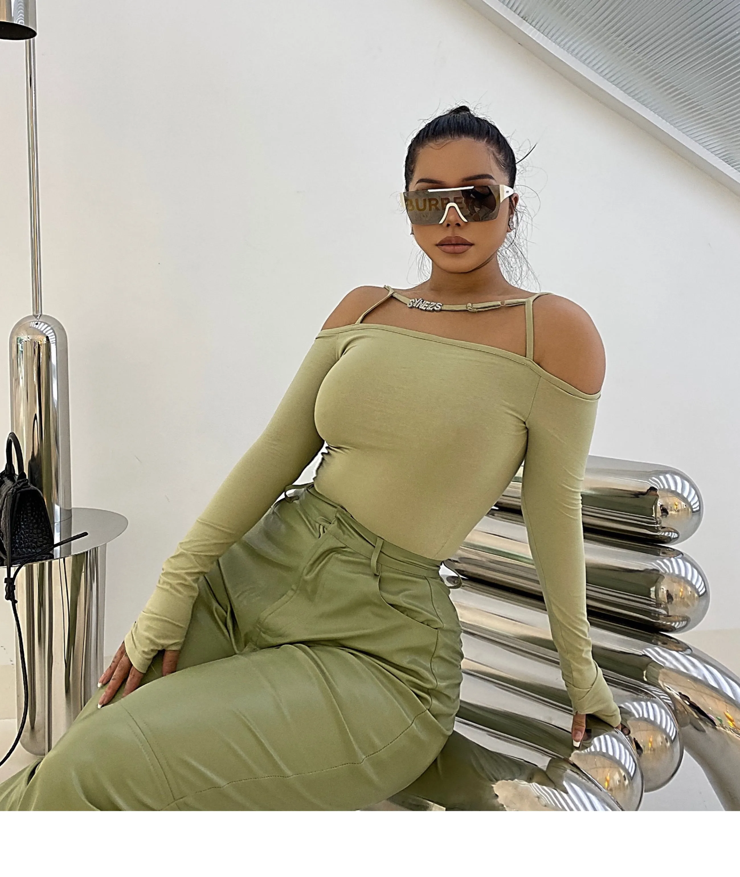 SYNEZS Solid Bodysuit