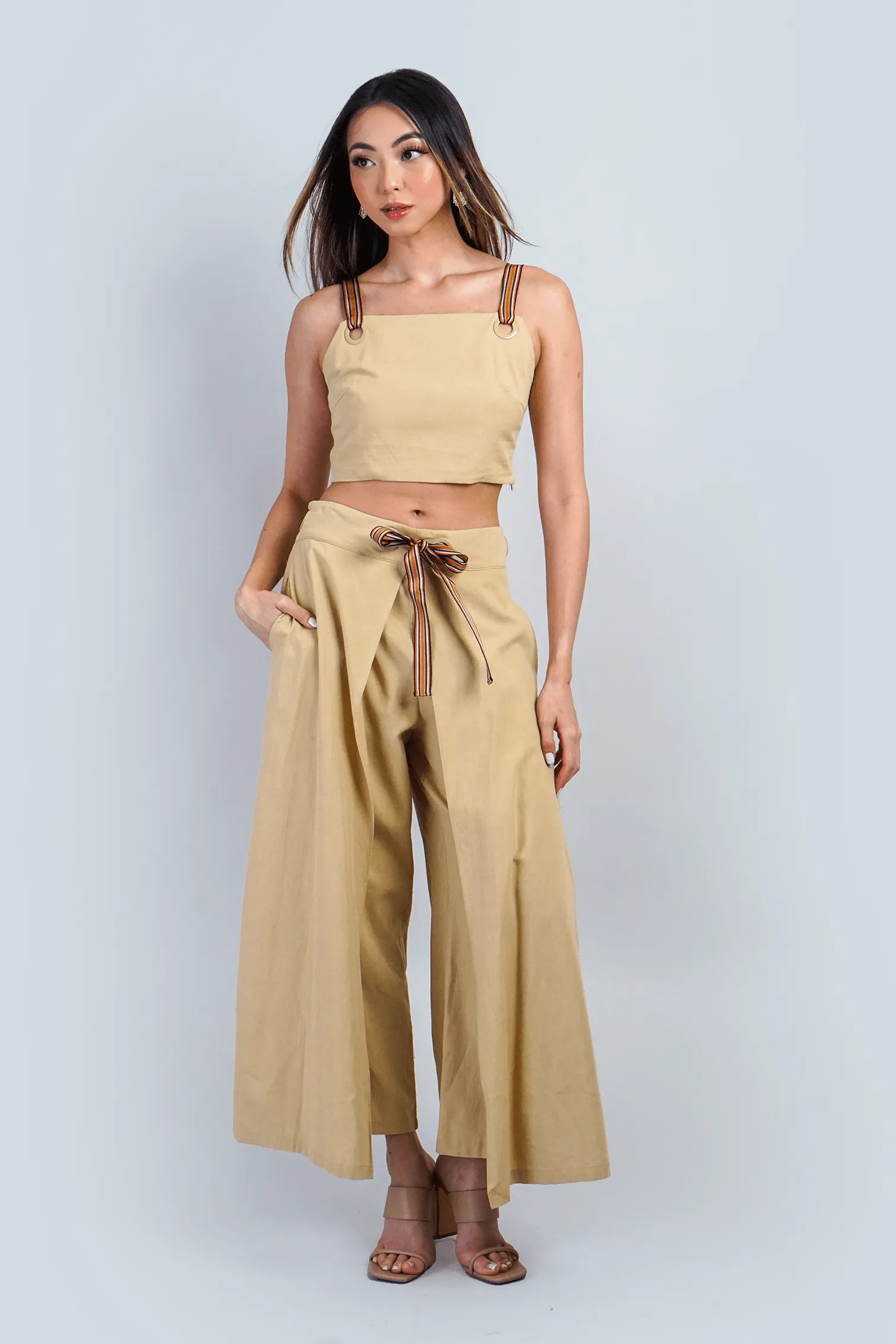 Tan Grommet Ribbon Set
