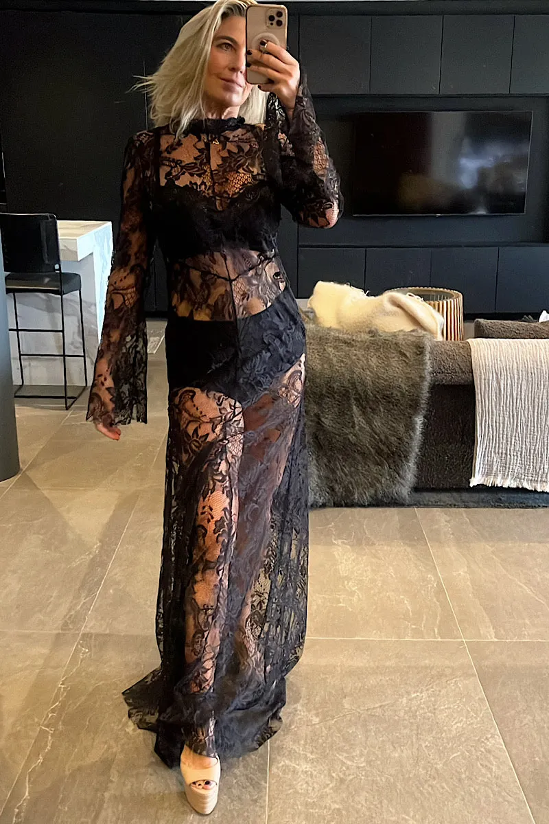 The SOÖCHI Lace Dress