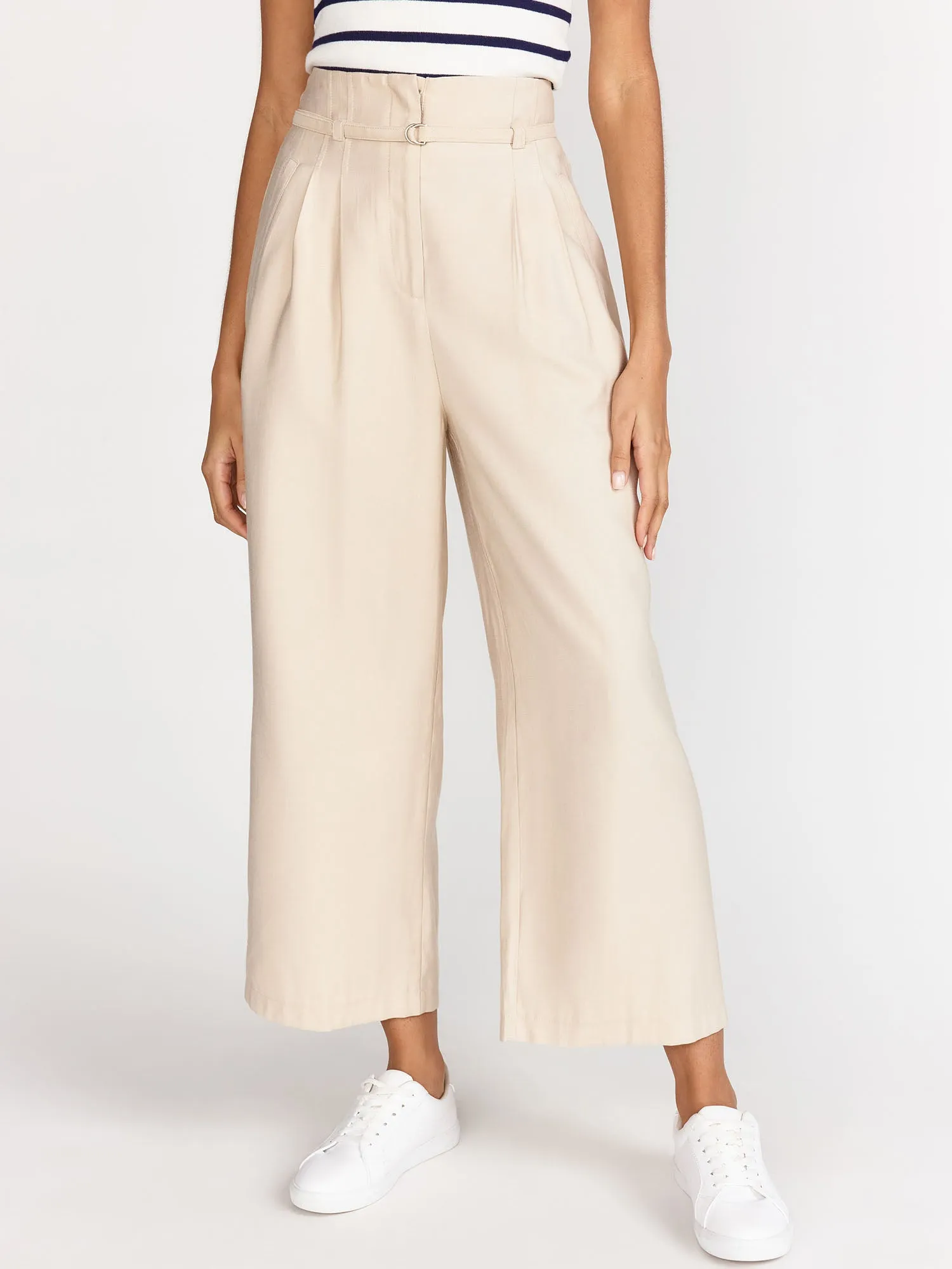 Tie Waist Pleated Crop Trousers - Gilli