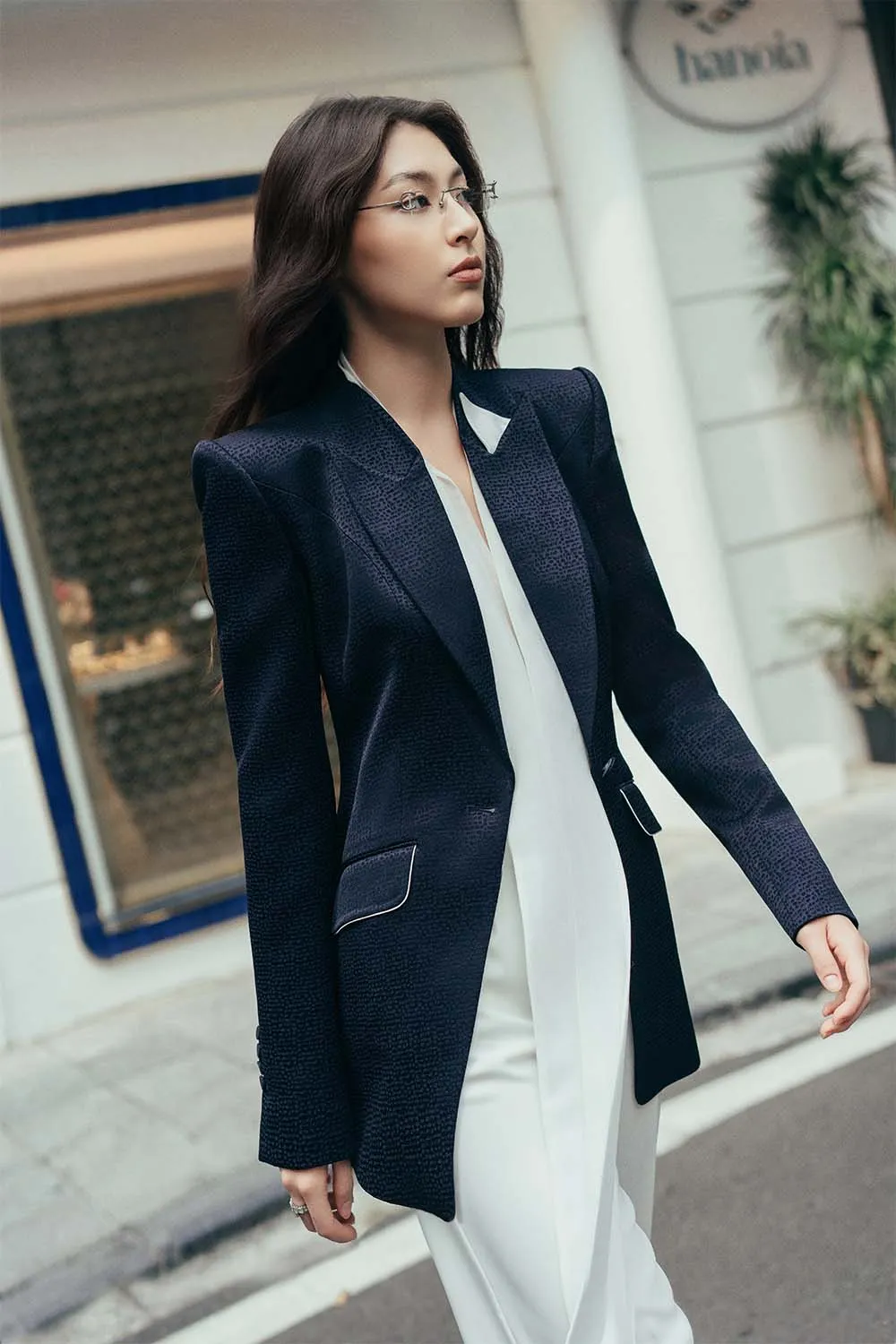 Vigo Structured Square Shoulder Satin Blazer