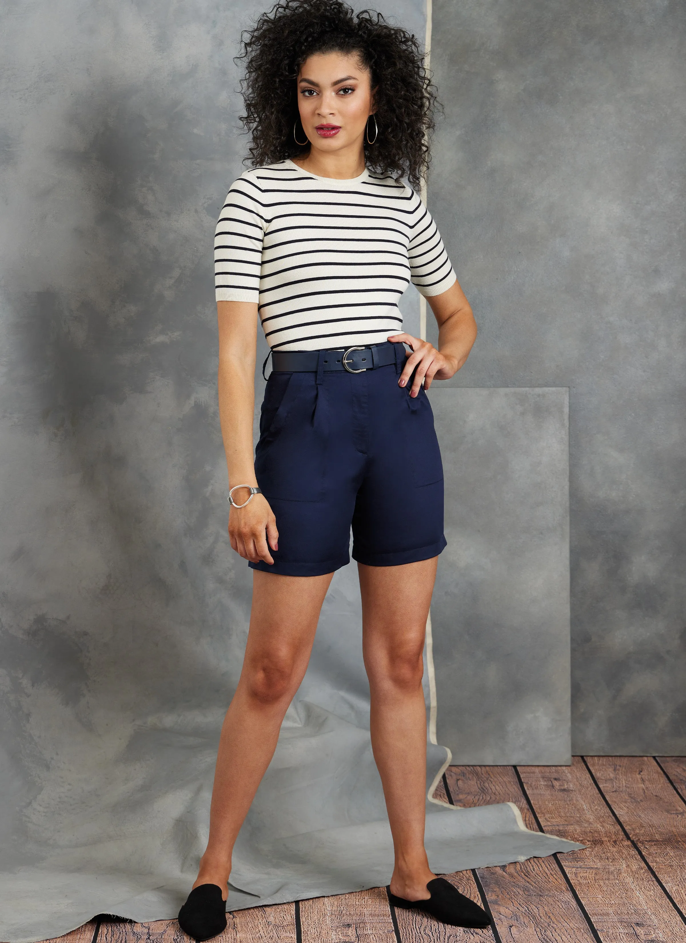 Vogue sewing pattern 1900 Misses' Shorts and Pants