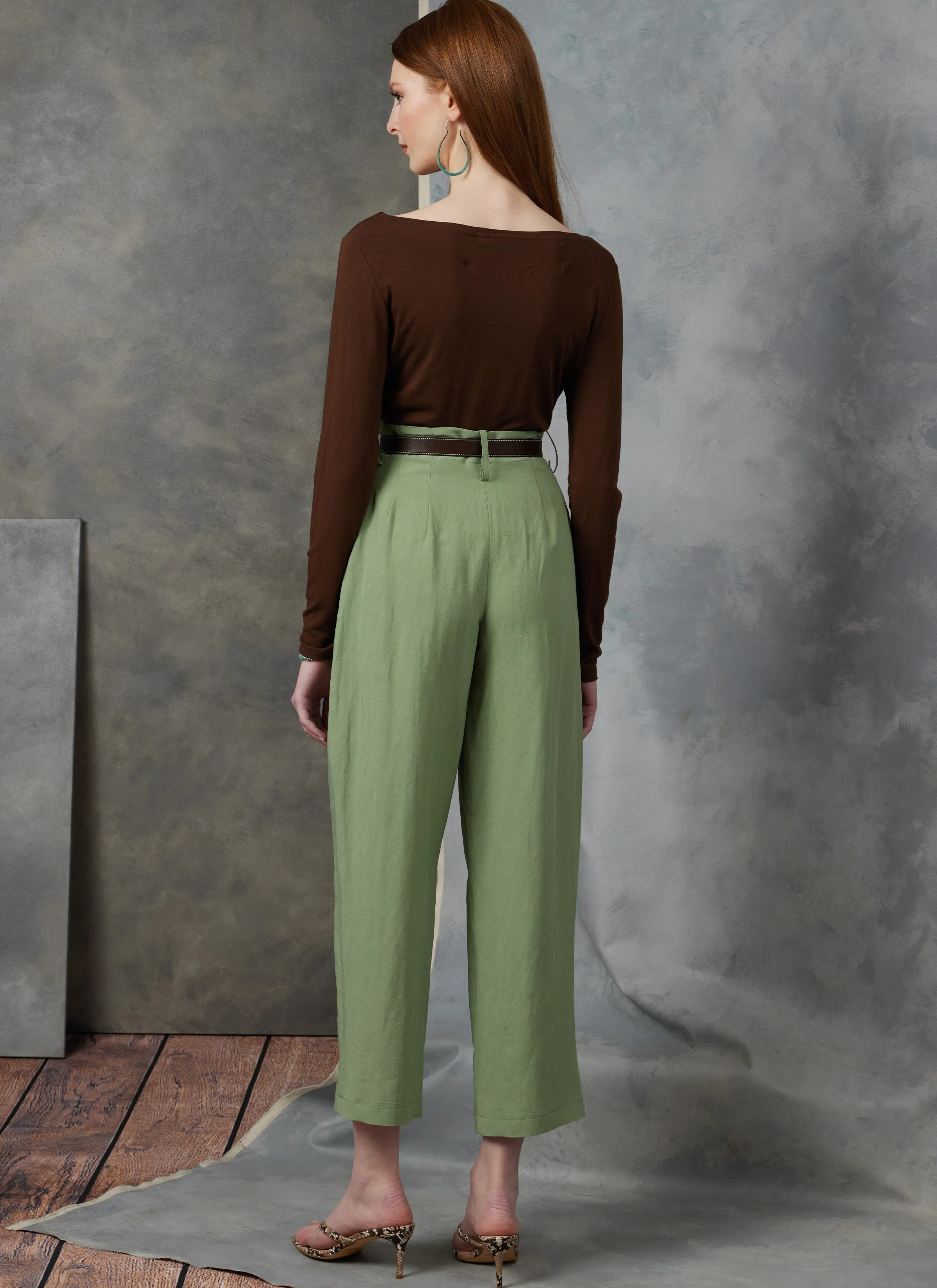 Vogue sewing pattern 1900 Misses' Shorts and Pants