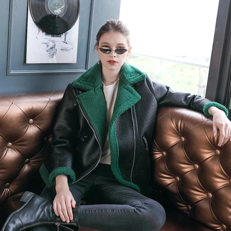 Women's Winter Faux Sheepskin Long-Sleeved Coat With Fur